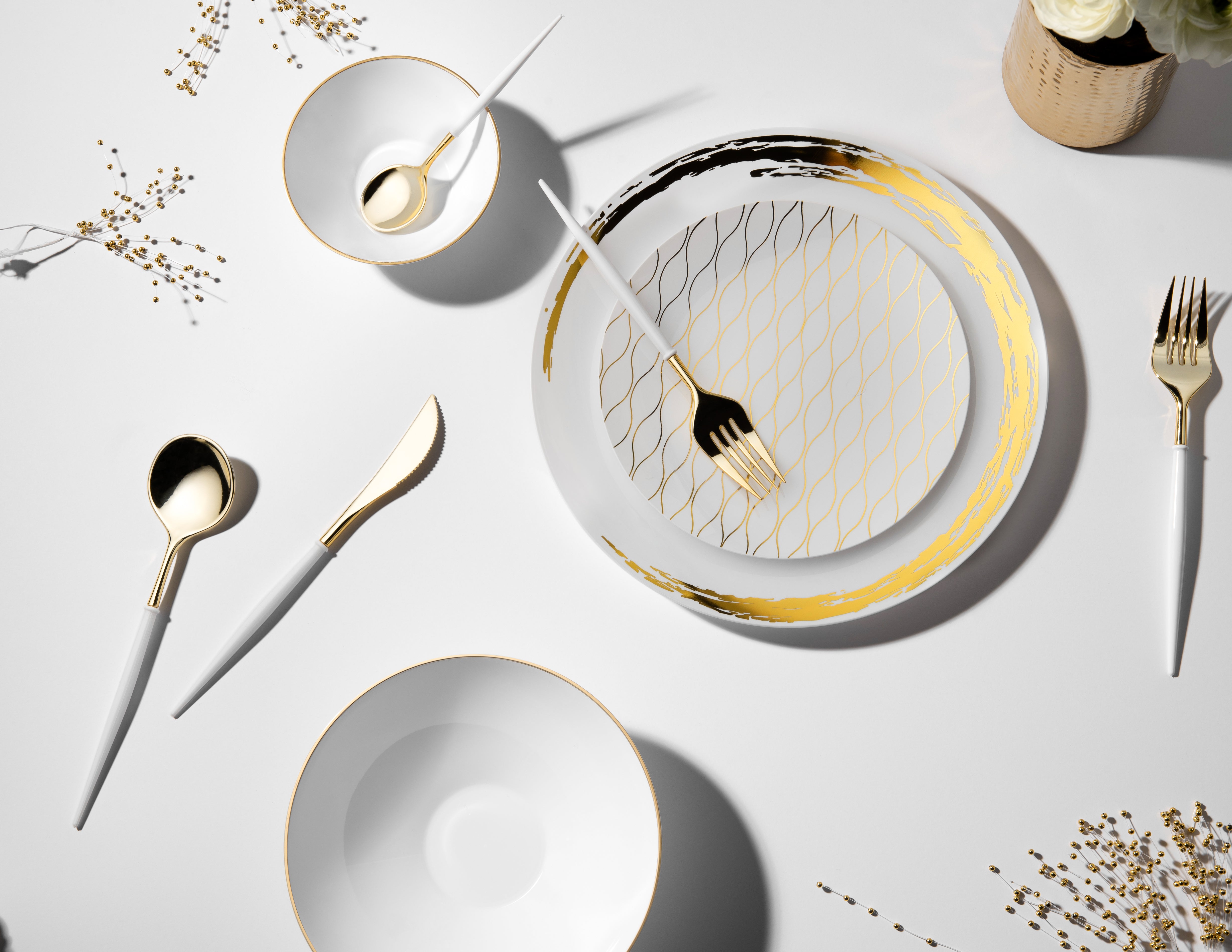 192-Piece White & Gold Round Plastic Dinnerware Set - 96 Servings - Elegant Disposable Plates, Cups & Cutlery Combo for Parties, Weddings & Events - BPA-Free & Durable