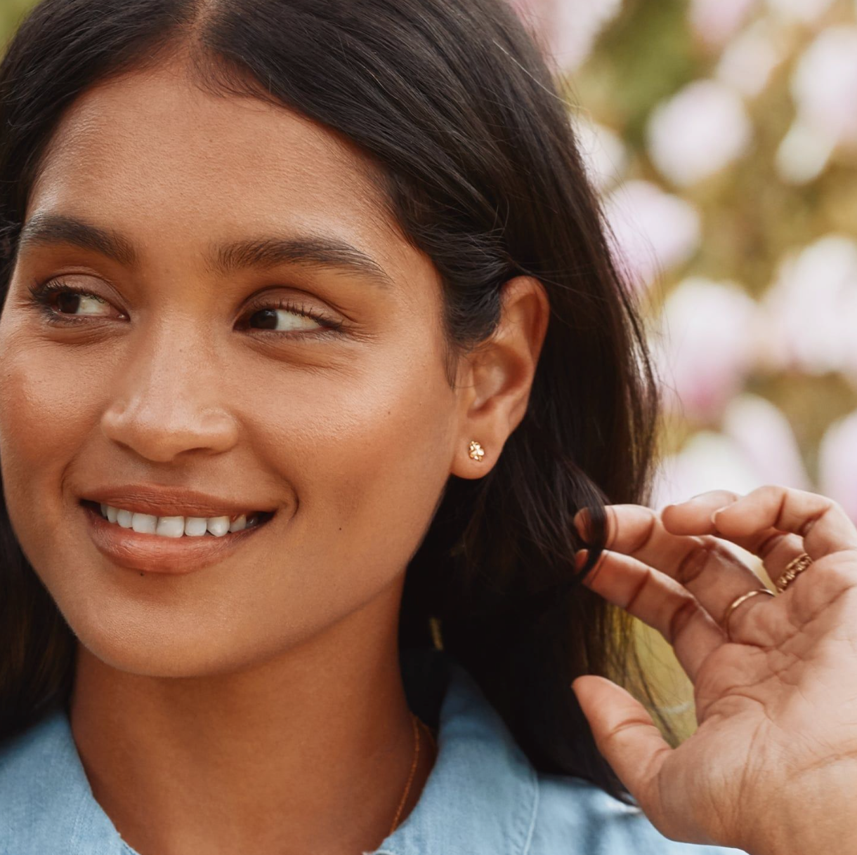Forget Me Not Stud Earrings with Tiny Bees - Dainty Floral Jewelry for Women, Perfect for Everyday Wear & Gift Giving