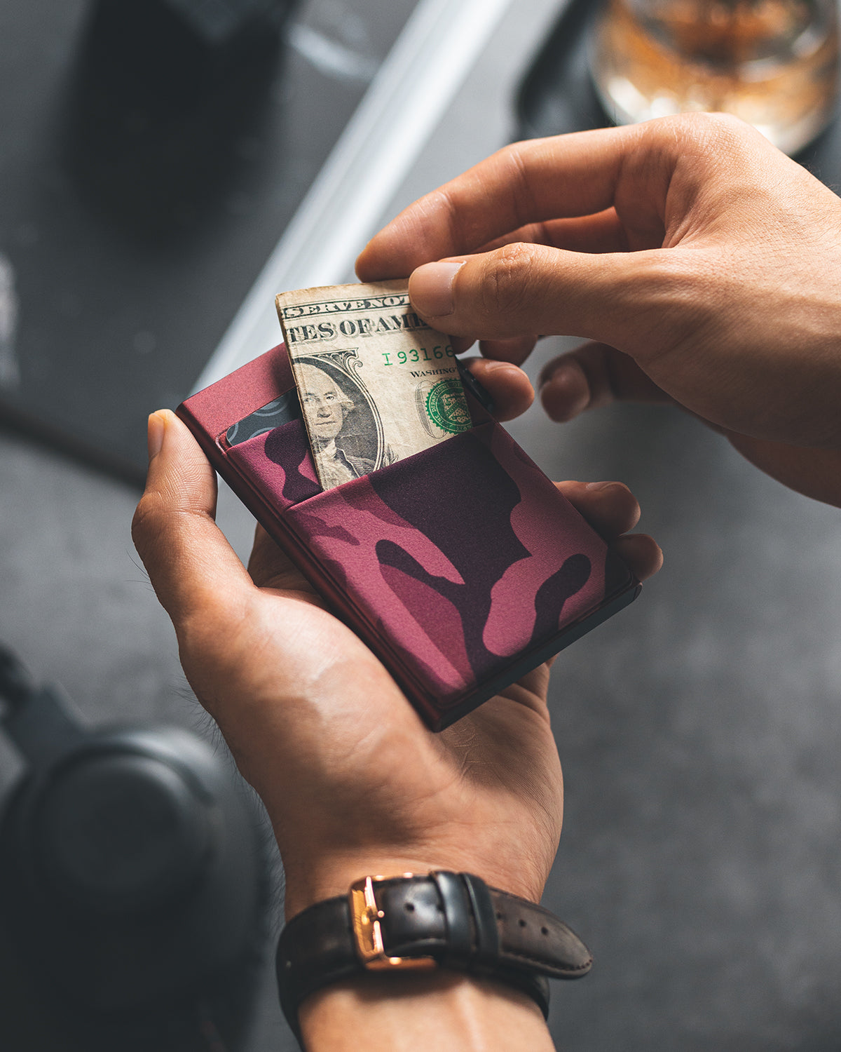 VC307 Camouflage Elastic Cash & Coin Card Holder - Secure Wallet for Bills, Cards, and Change - Perfect for Outdoor, Travel, and Everyday Use
