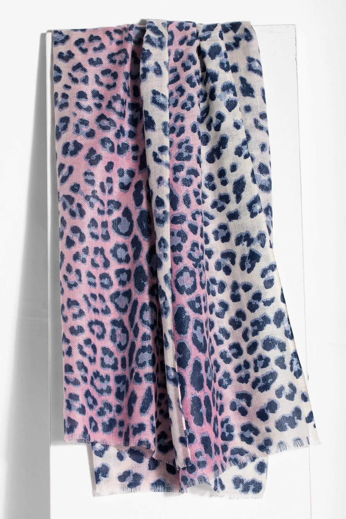 Stylish Leopard Print Heart Scarf - Reversible Fashion Accessory for Women | Perfect for Winter, Fall, and Valentine's Day Outfits
