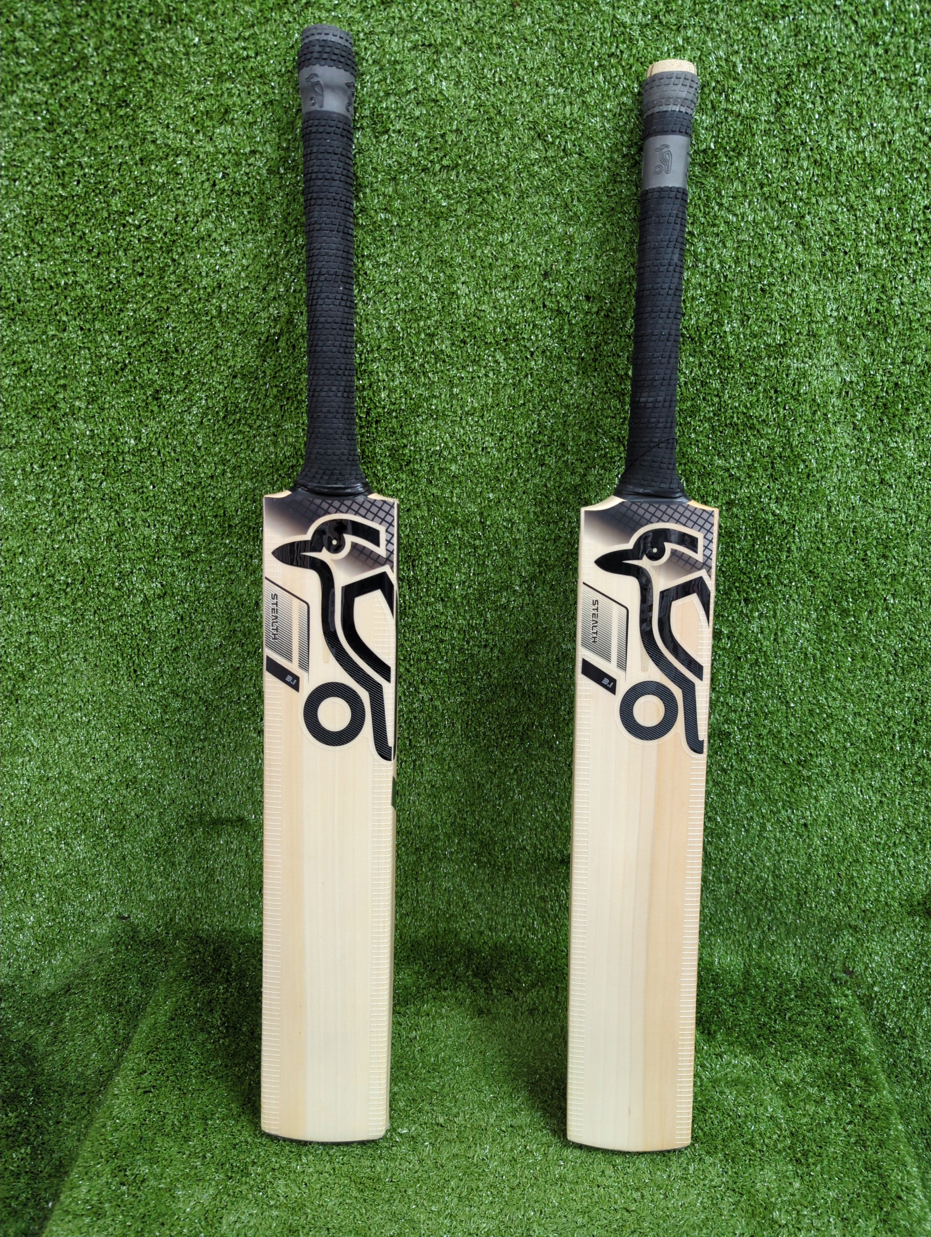 Kookaburra Stealth 3.1 Junior Youth Cricket Bat - English Willow - Perfect for Junior Cricket Training & Matches