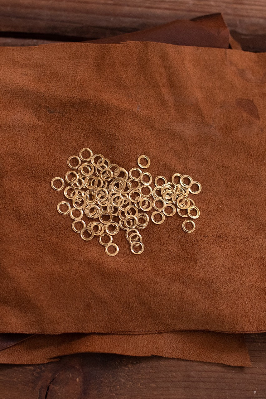 4.6mm Eyelet Rings - 0.5mm Length, 7.5mm Width - Iron & Brass Metal Grommets for Leather Craft, Shoemaking, and DIY Projects