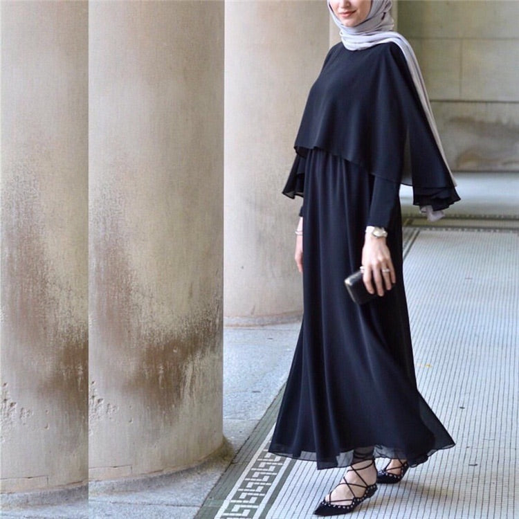 Elegant Muslim Women's Abaya Dress - Modest Islamic Clothing for Prayer, Mosque & Daily Wear