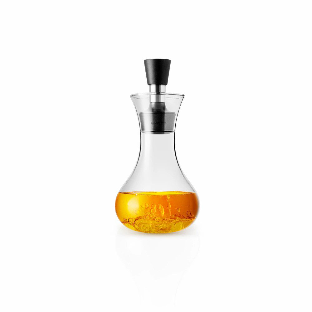 EVA SOLO Dressing Shaker - Premium Glass Salad Dressing Mixer with Airtight Lid - Perfect for Homemade Vinaigrettes, Sauces & Cocktails