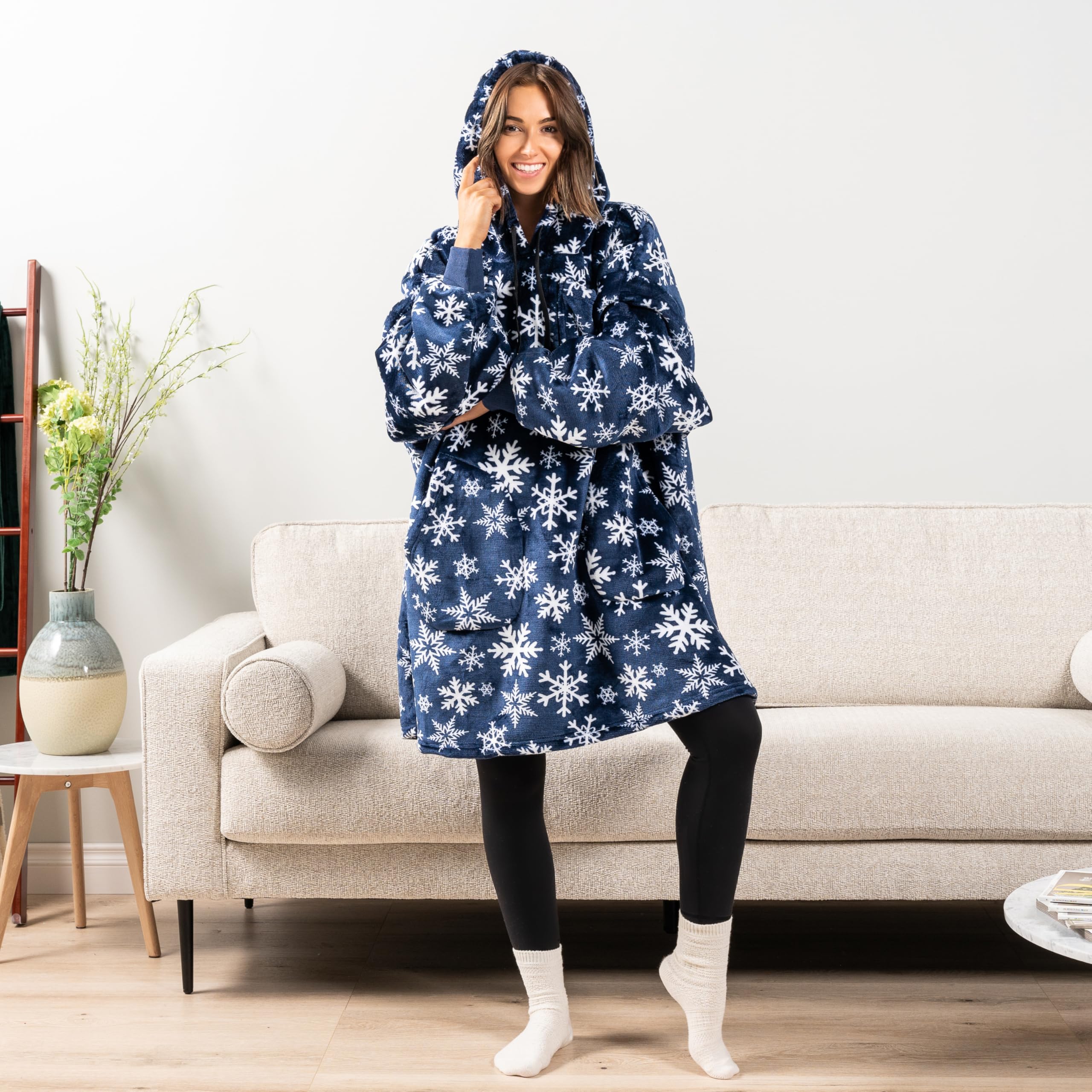 PAVILIA Women's Sherpa Wearable Blanket Hoodie - Oversized Fleece Hooded Sweatshirt for Men & Women | Cozy Loungewear for Home, Camping & Outdoor Activities