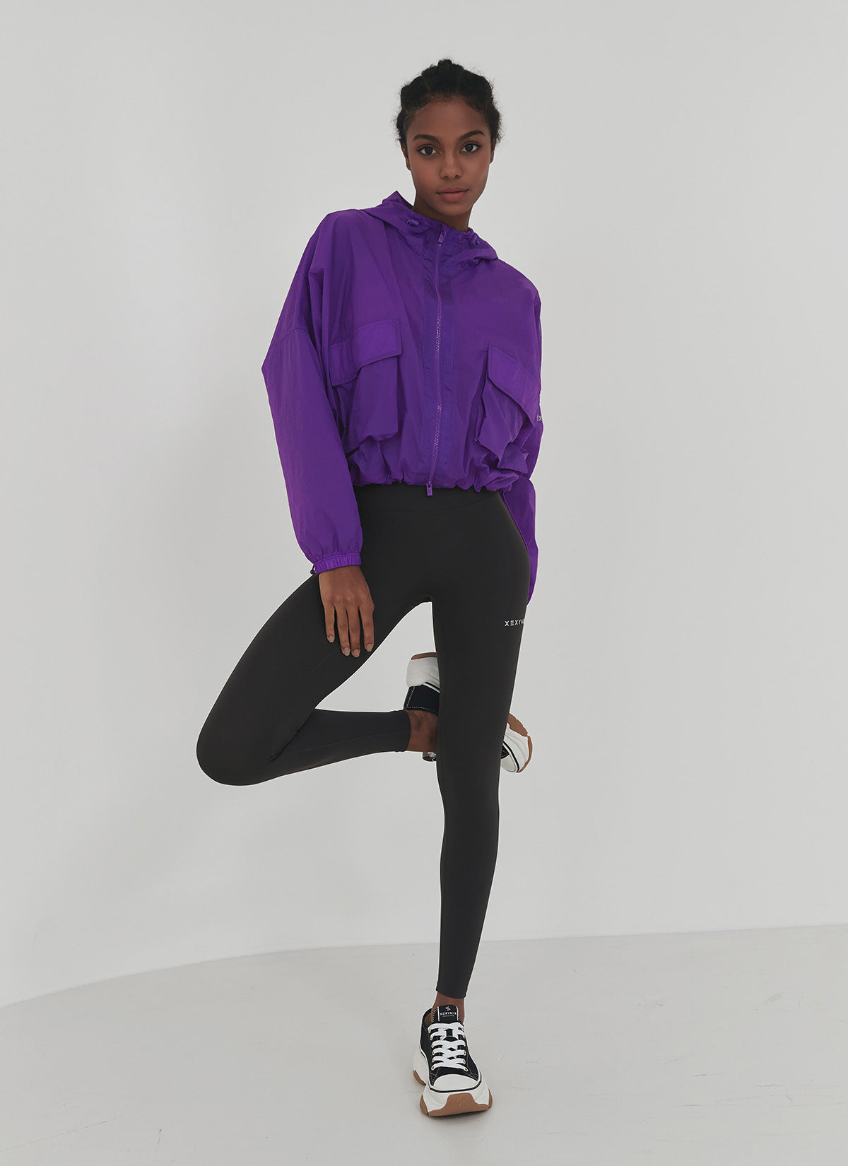Stylish 2-Way Crop Hood Windbreaker Jacket for Women - Lightweight & Breathable for Outdoor Activities, Running, and Casual Wear