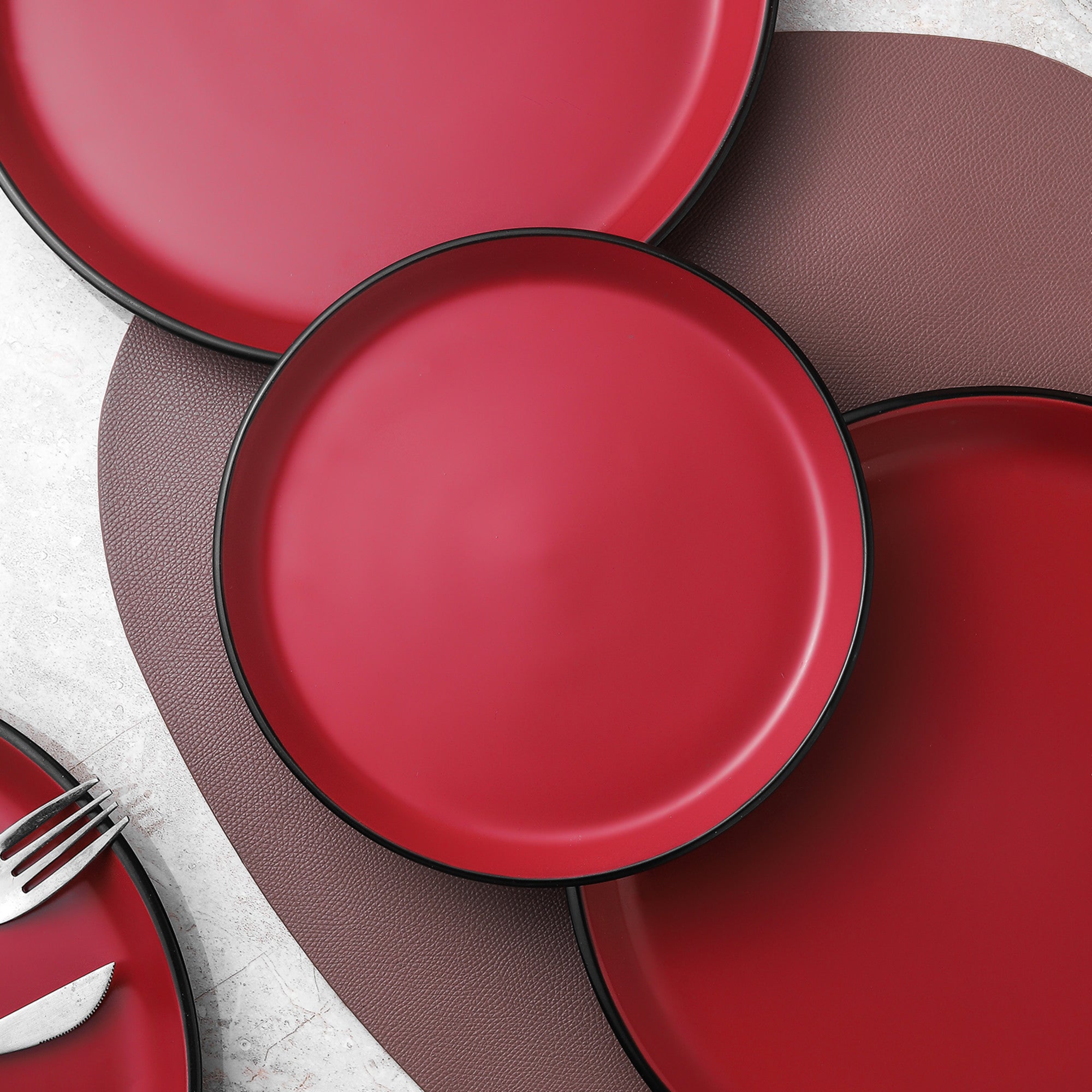 Albie Stoneware Salad Plate - Red and Black Ceramic Dinnerware for Restaurants, Home Dining & Party Serving | Durable & Stylish Dish Set for Everyday Meals & Special Occasions