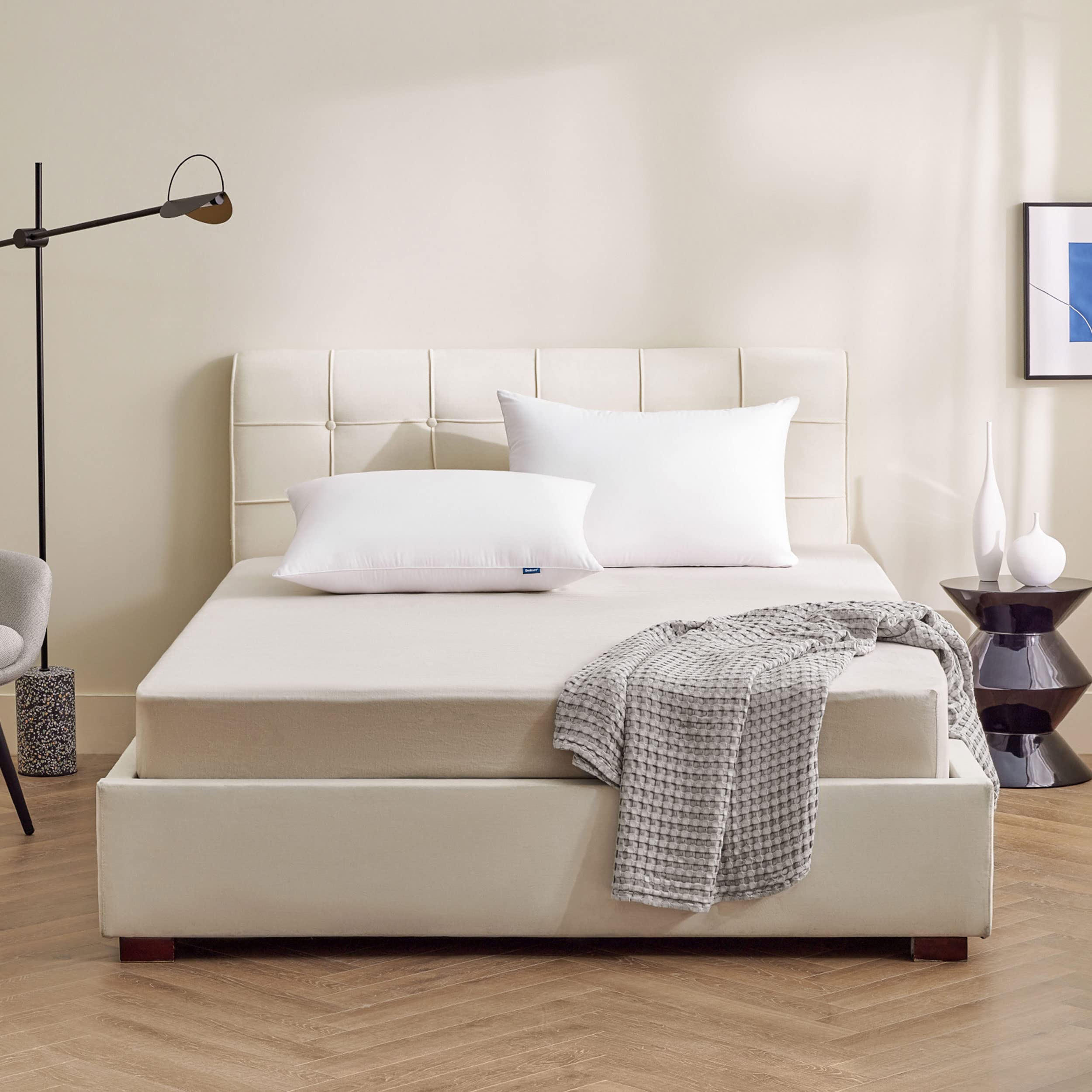 Bedsure Standard Size Pillows Set of 2 - Premium Down Alternative Bed Pillows for Side & Back Sleepers, Soft & Supportive Filling, 19x26 Inches - Perfect for Hotels, Guest Rooms & Home Bedrooms