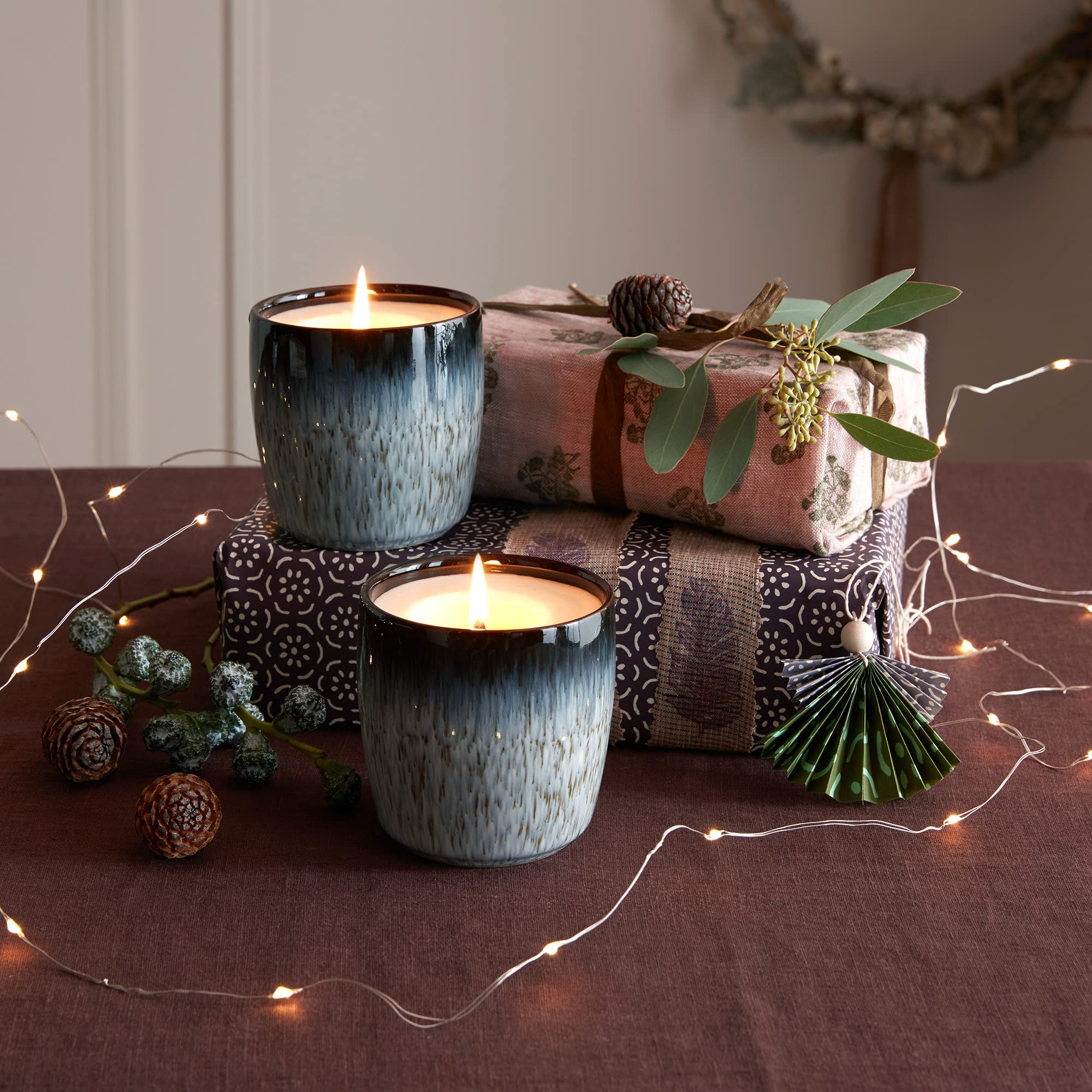Denby Halo Ceramic Candle - Hand-Poured Natural Soy Wax Candle with 40-Hour Burn Time - Jasmine & Patchouli Scented - Black & Grey Reactive Glaze Pot in Gift Box - Perfect for Home Decor, Relaxation & Gifts