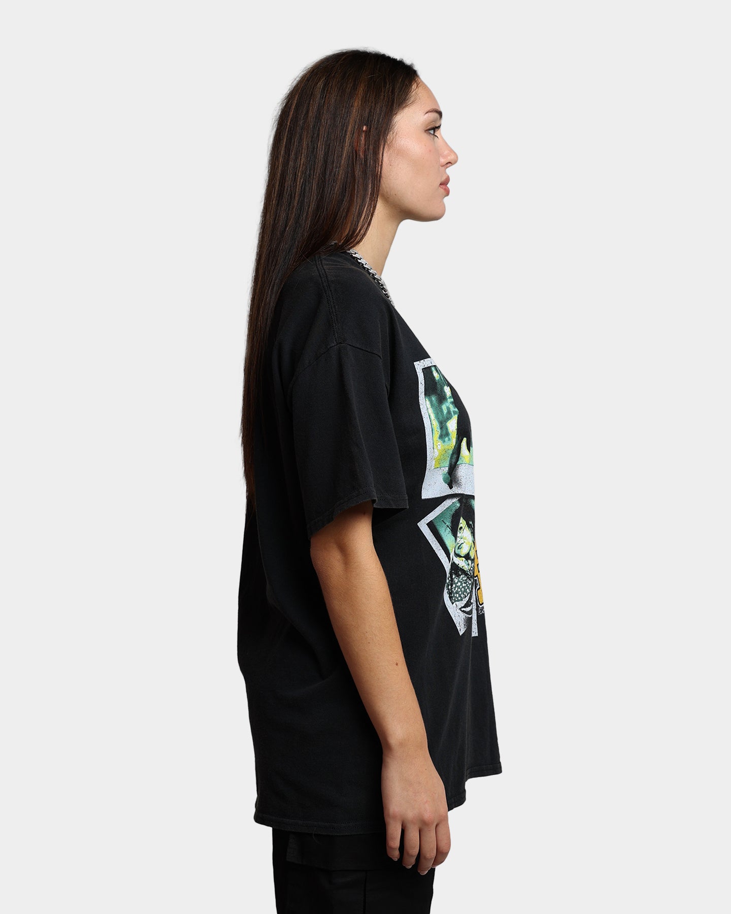 Vintage Seinfeld Elaine T-Shirt - Washed Black Retro TV Show Tee for Fans - Perfect for Casual Wear, Cosplay, and Gift Giving