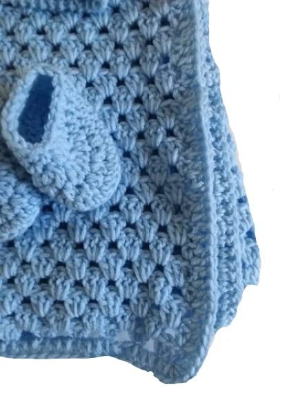 Handmade Crochet Blue Baby Blanket Set with Matching Hat & Booties - Soft Newborn Gift for Baby Shower, Christening or Nursery - Perfect for Photography, Cuddling & Special Occasions