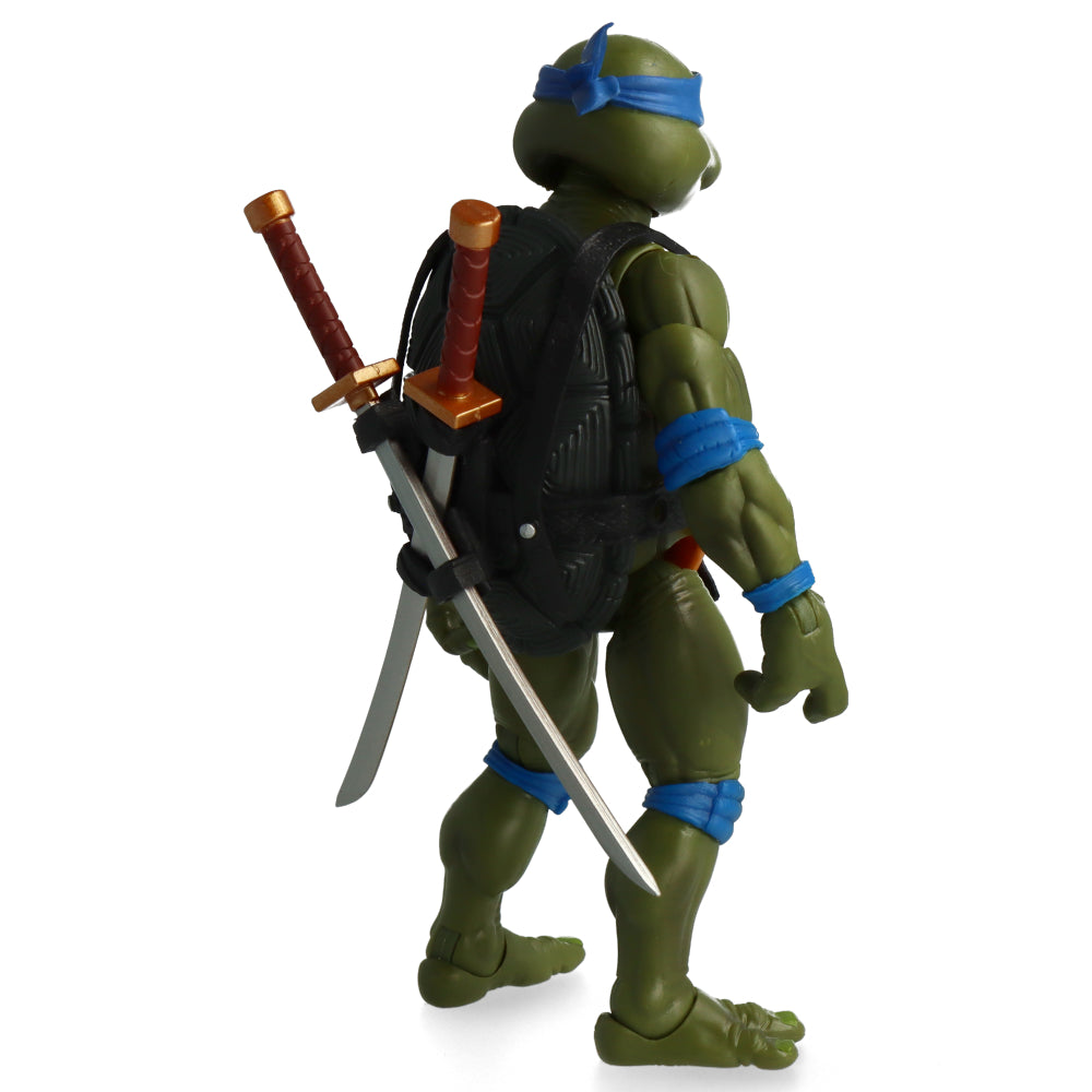 Leonardo Teenage Mutant Ninja Turtles (TMNT) Ultimates Action Figure - Collectible Toy for Fans & Display, Perfect for Play, Gifts, and TMNT Collections