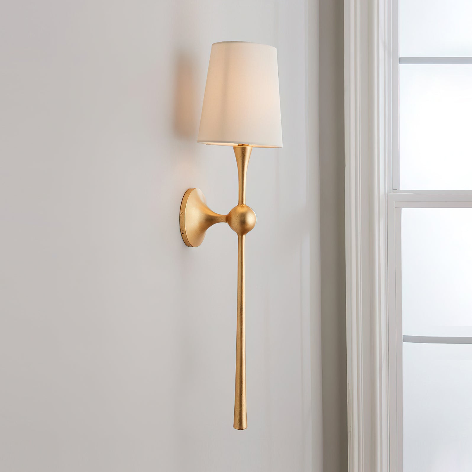 Dagny Modern Wall Light - Sleek LED Sconce for Living Room, Bedroom & Hallway - Energy Efficient Indoor Lighting Fixture - Perfect for Home Decor & Ambient Illumination