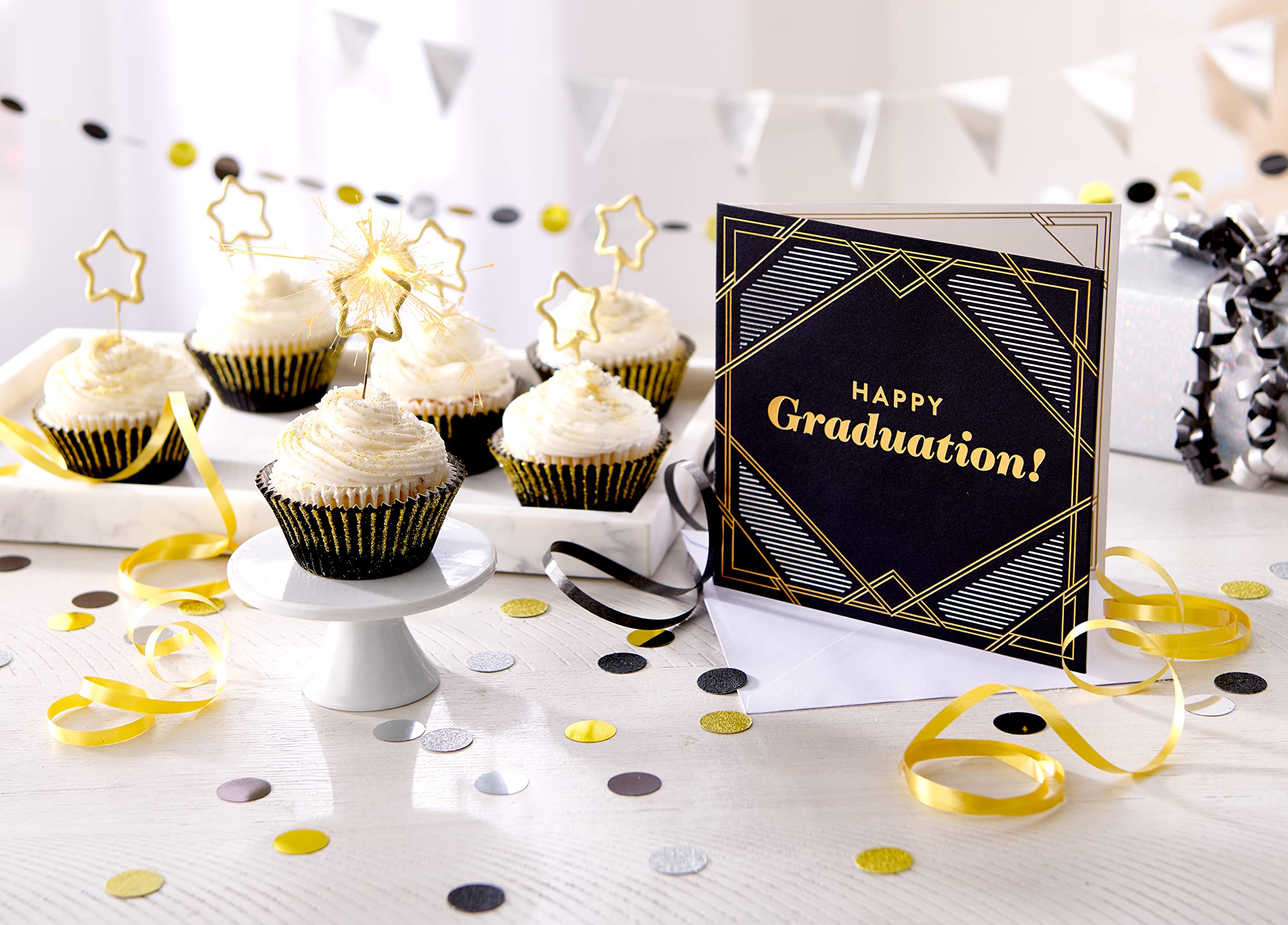 American Greetings Blank Graduation Card - Happy Graduation Greeting Card for High School & College Graduates - Perfect for Commencement Ceremonies & Graduation Parties
