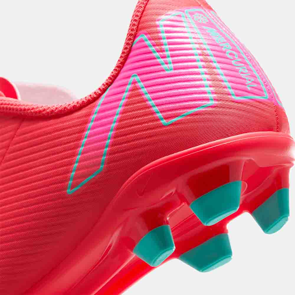 Nike Kids' Mercurial Vapor 16 Club Soccer Cleats - Lightweight Football Shoes for Youth Players - Perfect for Training & Matches on Artificial Turf & Grass Fields