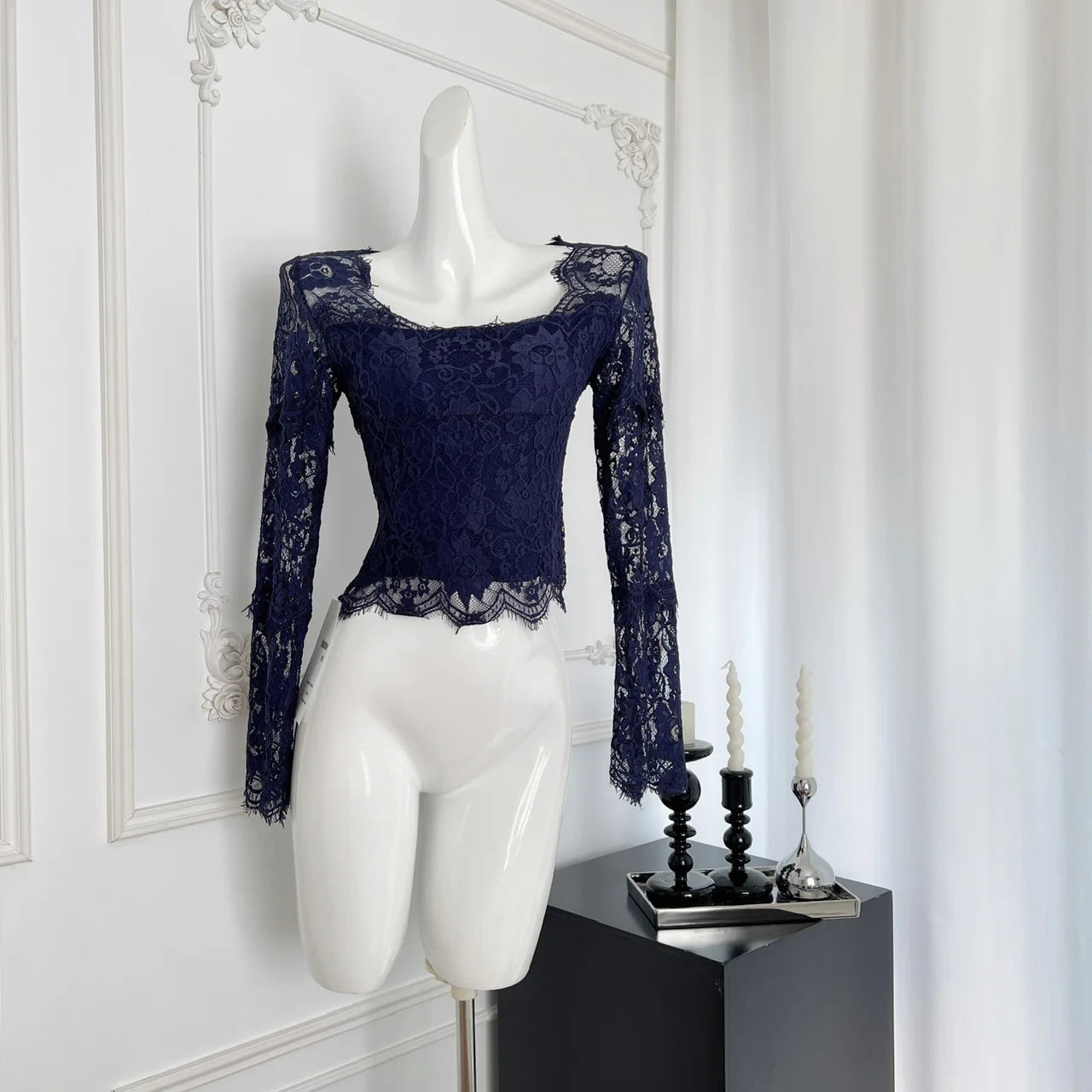 Elegant Vintage Blue Lace Square Neck Slim Fit T-Shirt for Women - Long Sleeve Blouse with Pink Accents | Perfect for Fall Fashion, Vacation Outfits & Casual Wear