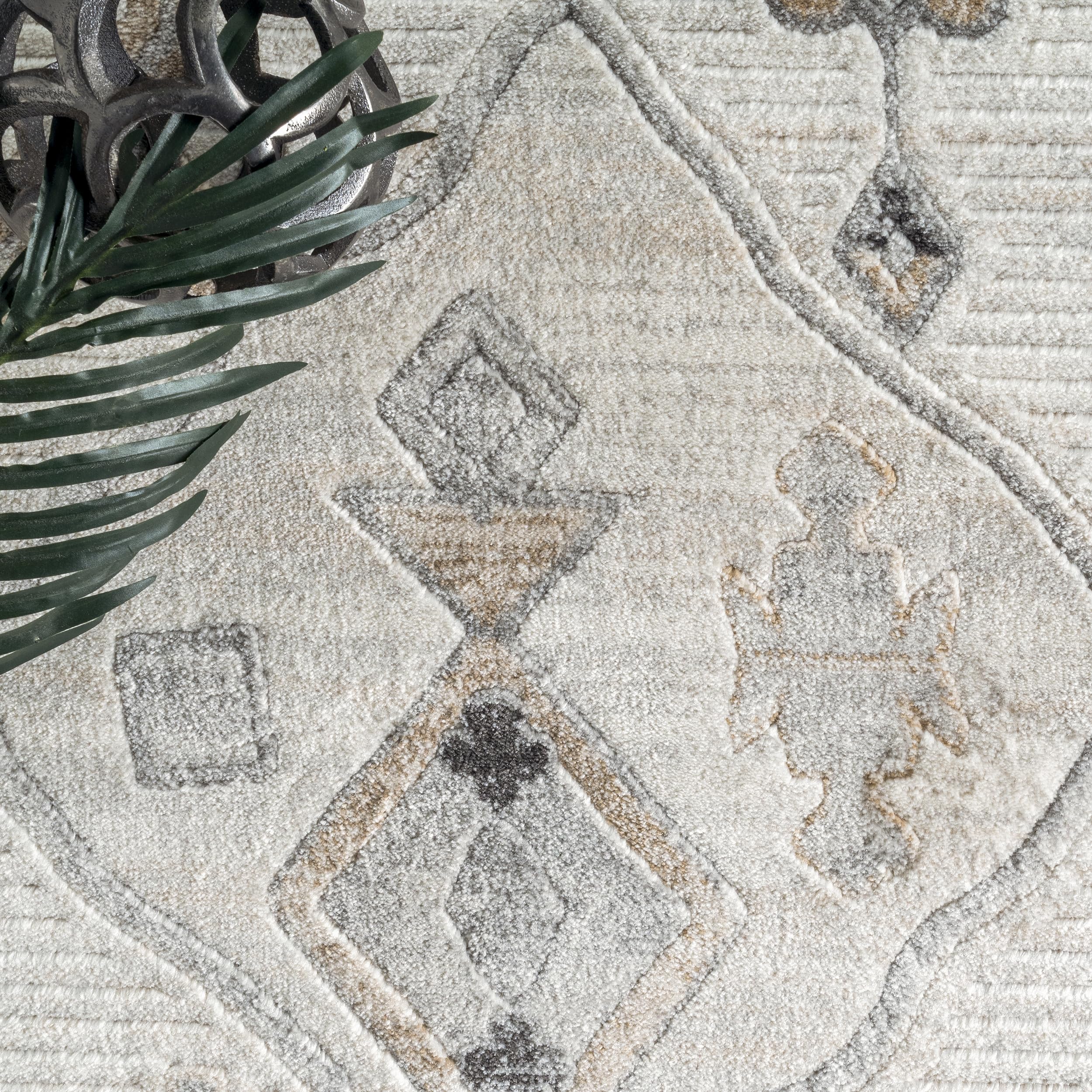 nuLOOM Hunter Tribal 5x7 Beige Area Rug - Boho Chic Living Room Decor, Bedroom Accent, Cozy Home Floor Mat