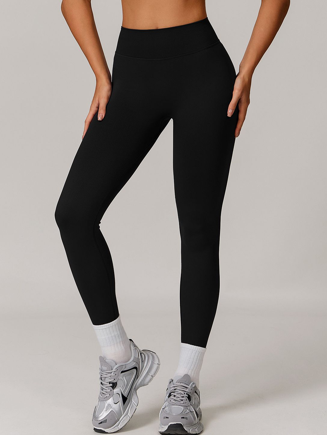 ZASUWA Women's Seamless Solid Color High Waist Yoga Leggings - Elastic Tummy Control Workout Pants for Running, Gym & Lounge Wear