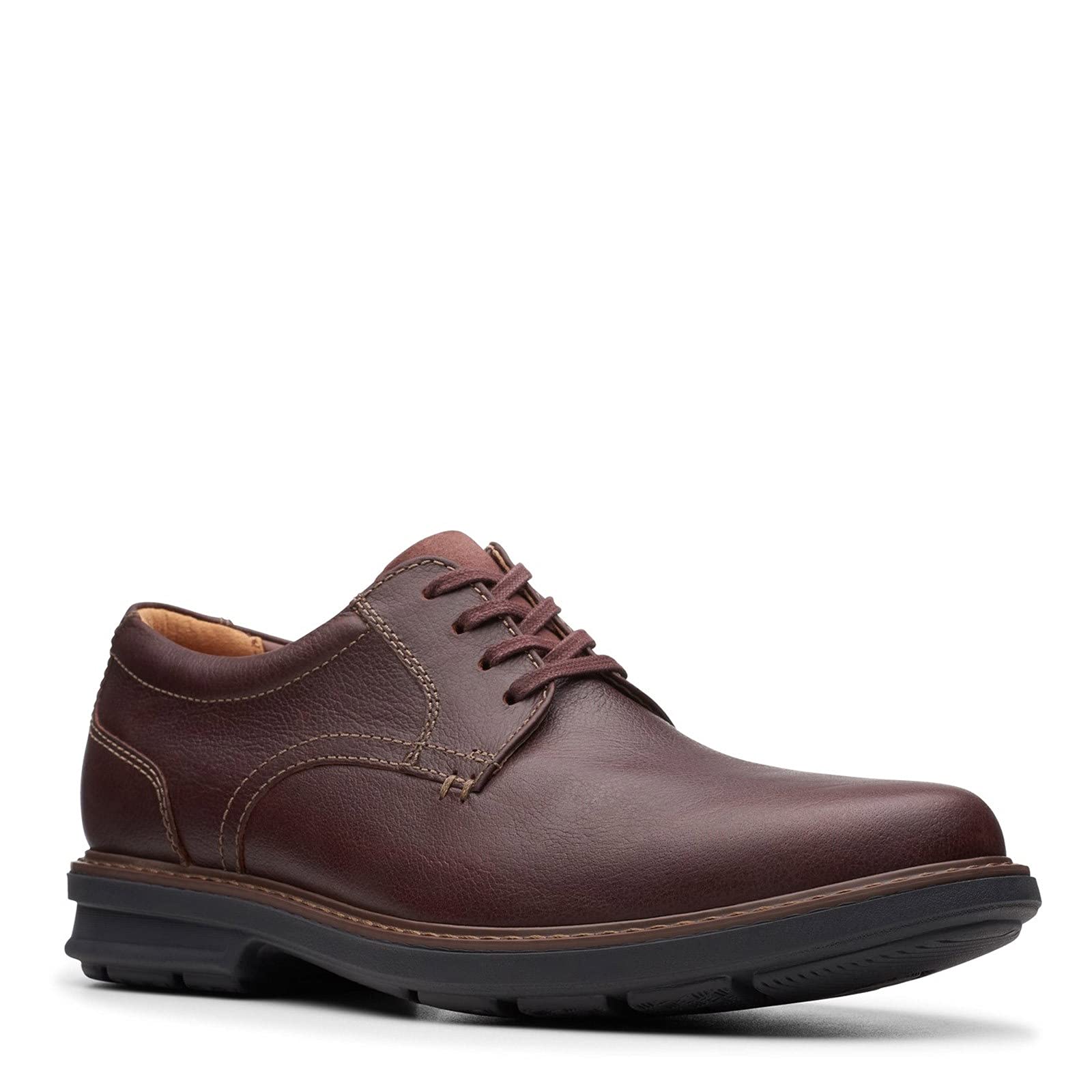 Clarks Men's Rendell Plain Oxford Shoes - Classic Comfortable Casual Dress Shoes for Business & Office Wear