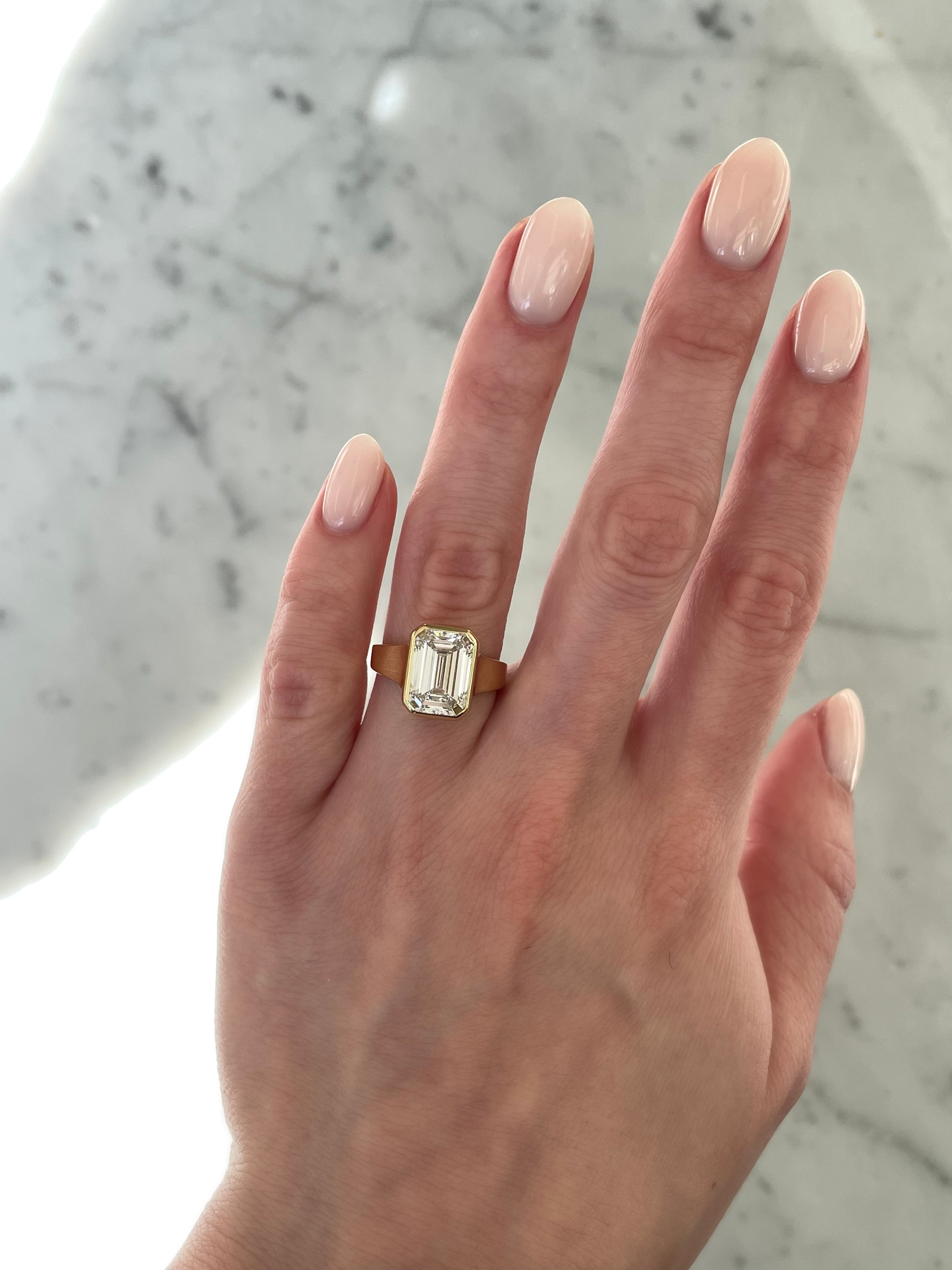 4.03 Carat Lab-Grown Emerald Paragon Bezel Ring - Elegant Green Gemstone Jewelry for Engagement, Wedding & Special Occasions