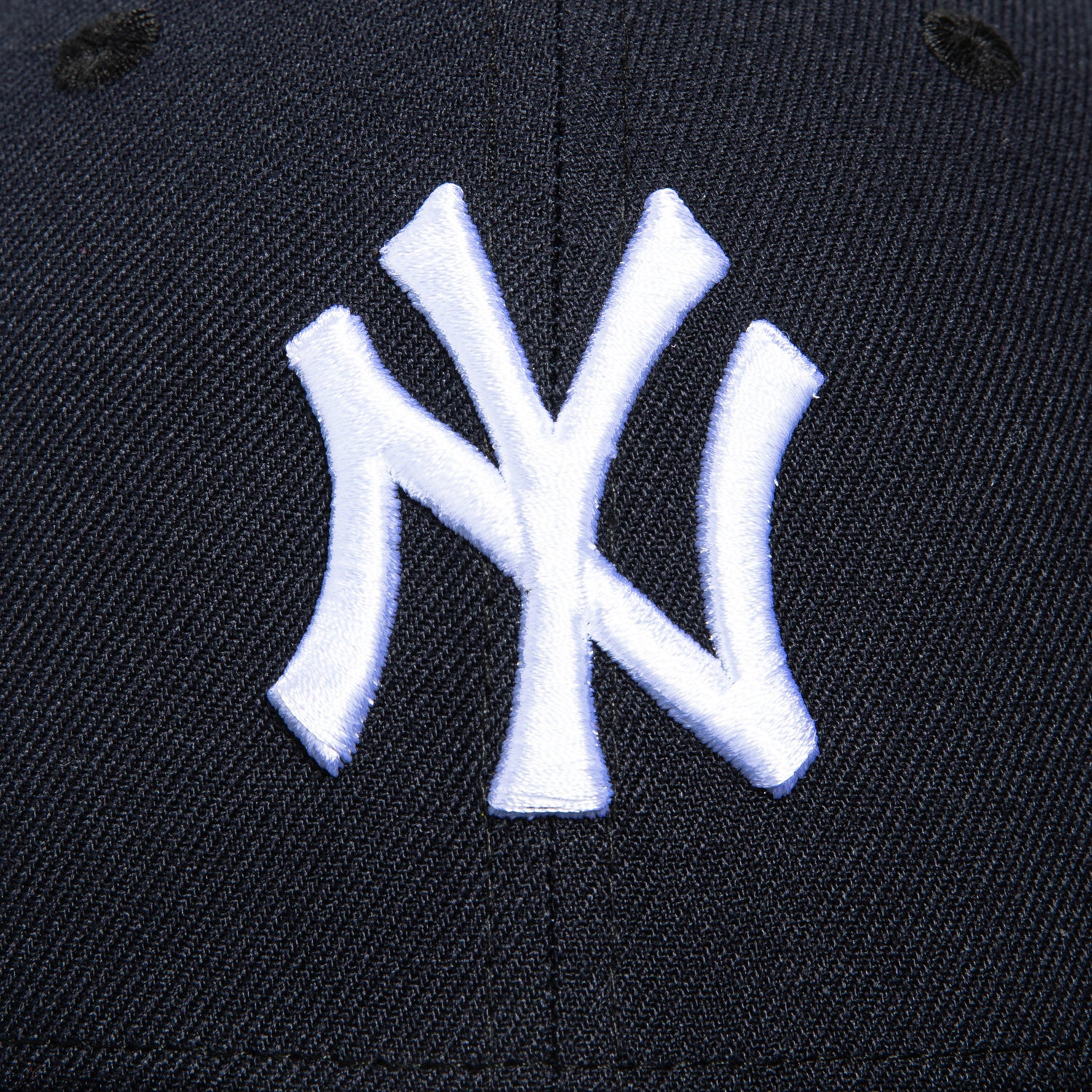 New Era 59Fifty New York Yankees 75th Anniversary Stadium Patch Baseball Cap - Navy Blue Adjustable Fitted Hat for Men & Women - Perfect for Games, Fan Gear & Streetwear Fashion