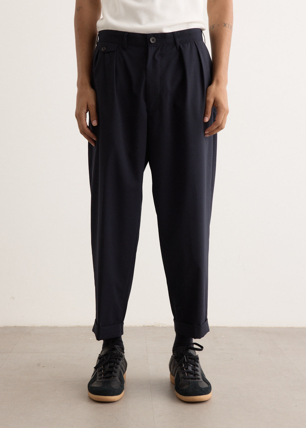 2-Pleat Wool Tropical Pants for Men - Lightweight & Breathable Summer Dress Pants - Perfect for Office, Business Travel & Formal Occasions