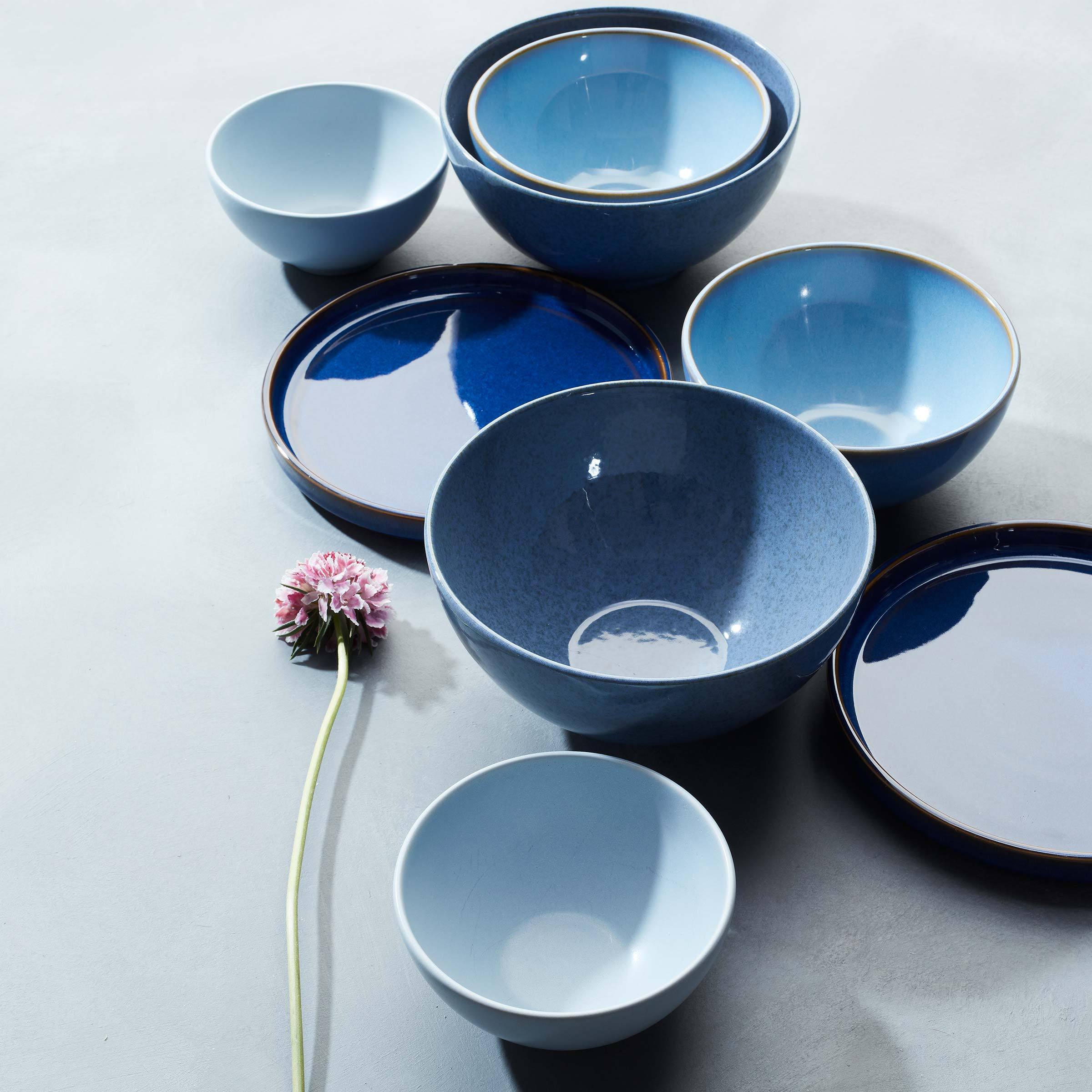 Luna Blue 8-Piece Dinnerware Set - Porcelain Plates & Bowls for Everyday Use - Perfect for Family Dining, Dinner Parties & Home Decor