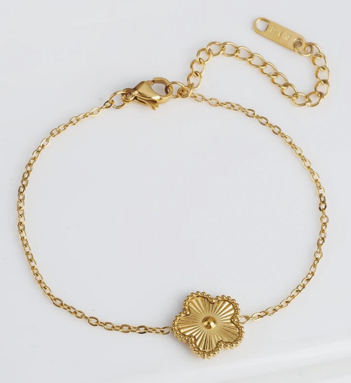 Elegant Gold Flower Bracelet for Women - Dainty Floral Jewelry Gift for Her - Perfect for Weddings, Parties & Everyday Wear