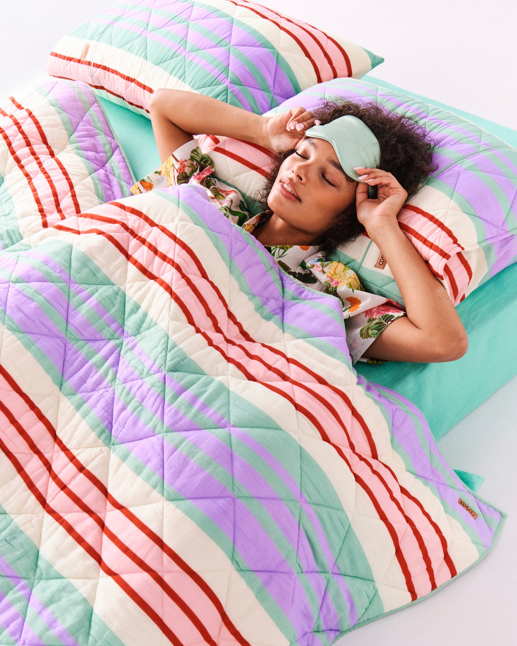 Organic Cotton Quilted Pillowcases Set of 2 - Island Delight Design - Soft Breathable Bedding for Home, Hotel & Travel Use