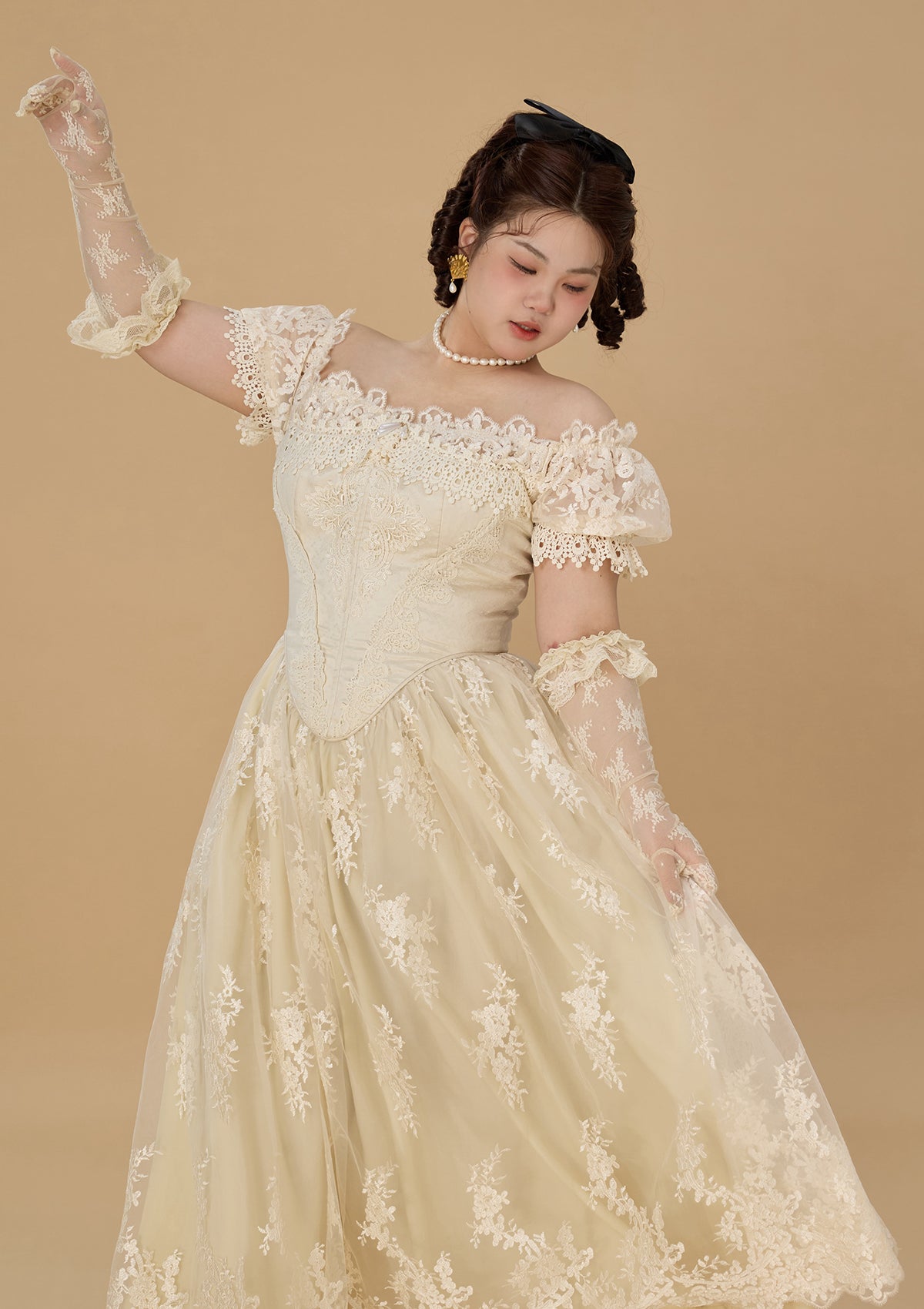 Elegant Corset Dress with Floral & Candle Embellishments - Curve & Plus Size Tear of Blossom Design for Evening Parties & Special Occasions