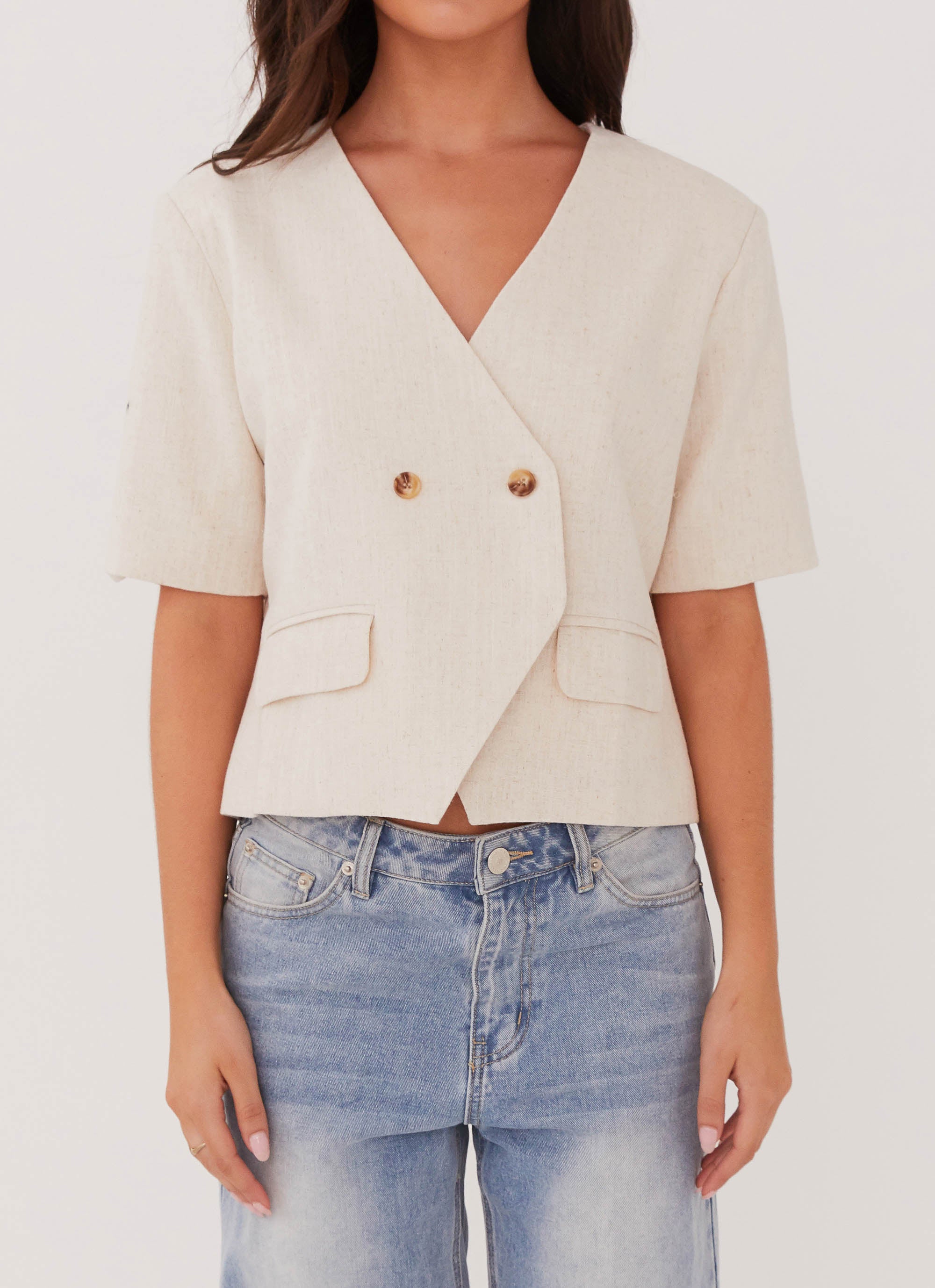 Hacienda Linen Short Sleeve Blazer for Women - Lightweight Oatmeal Color Summer Jacket - Perfect for Office Wear, Casual Outfits & Beach Cover-Up