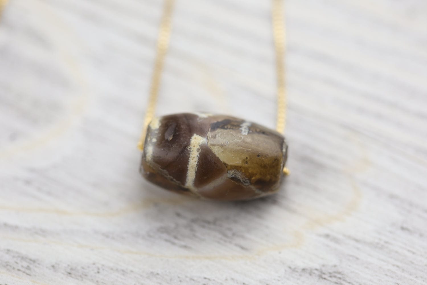Ancient Diamond Eyes Dzi Bead - Tibetan Buddhist Prayer Beads for Meditation, Protection & Good Luck - Perfect for Jewelry Making, Spiritual Practice & Gift Giving