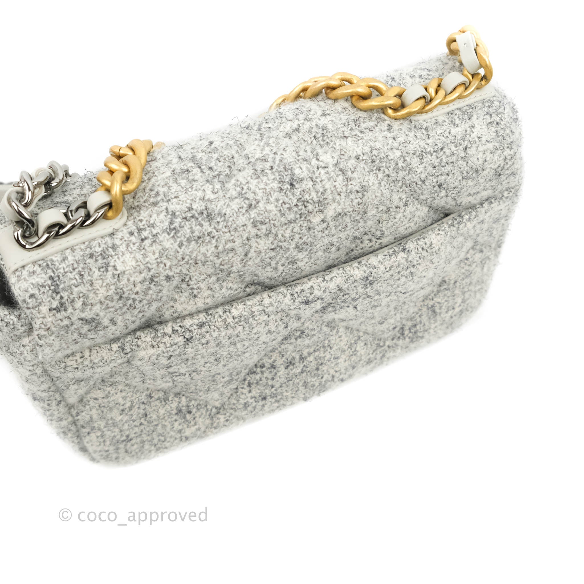 Chanel 19 Small Tweed Handbag in Light Grey with Mixed Hardware - Luxury Crossbody Bag for Women, Perfect for Work, Date Night & Special Occasions