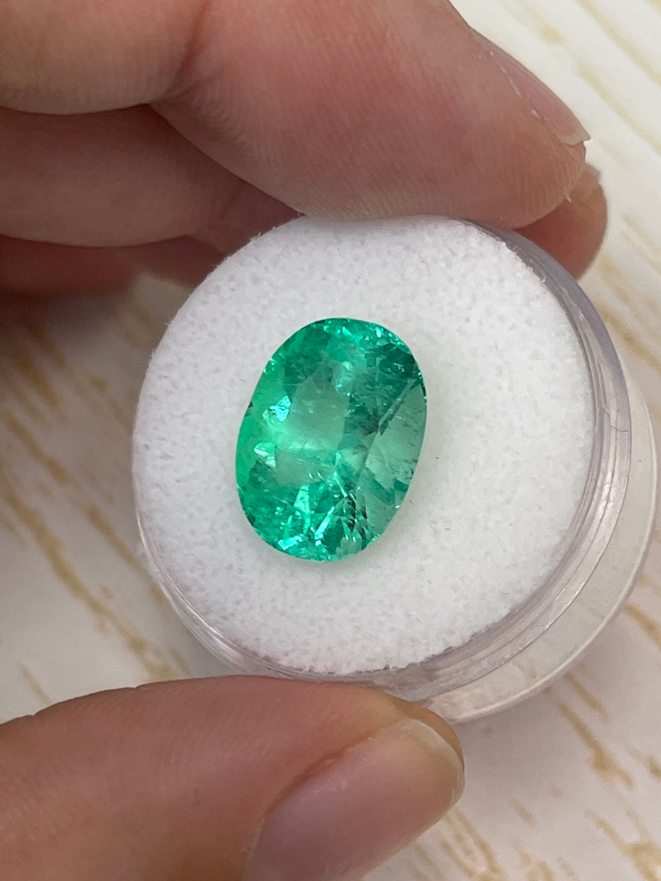 6.40 Carat Medium Green Natural Loose Colombian Emerald Oval Cut Gemstone for Jewelry Making - Engagement Rings, Necklaces & Earrings