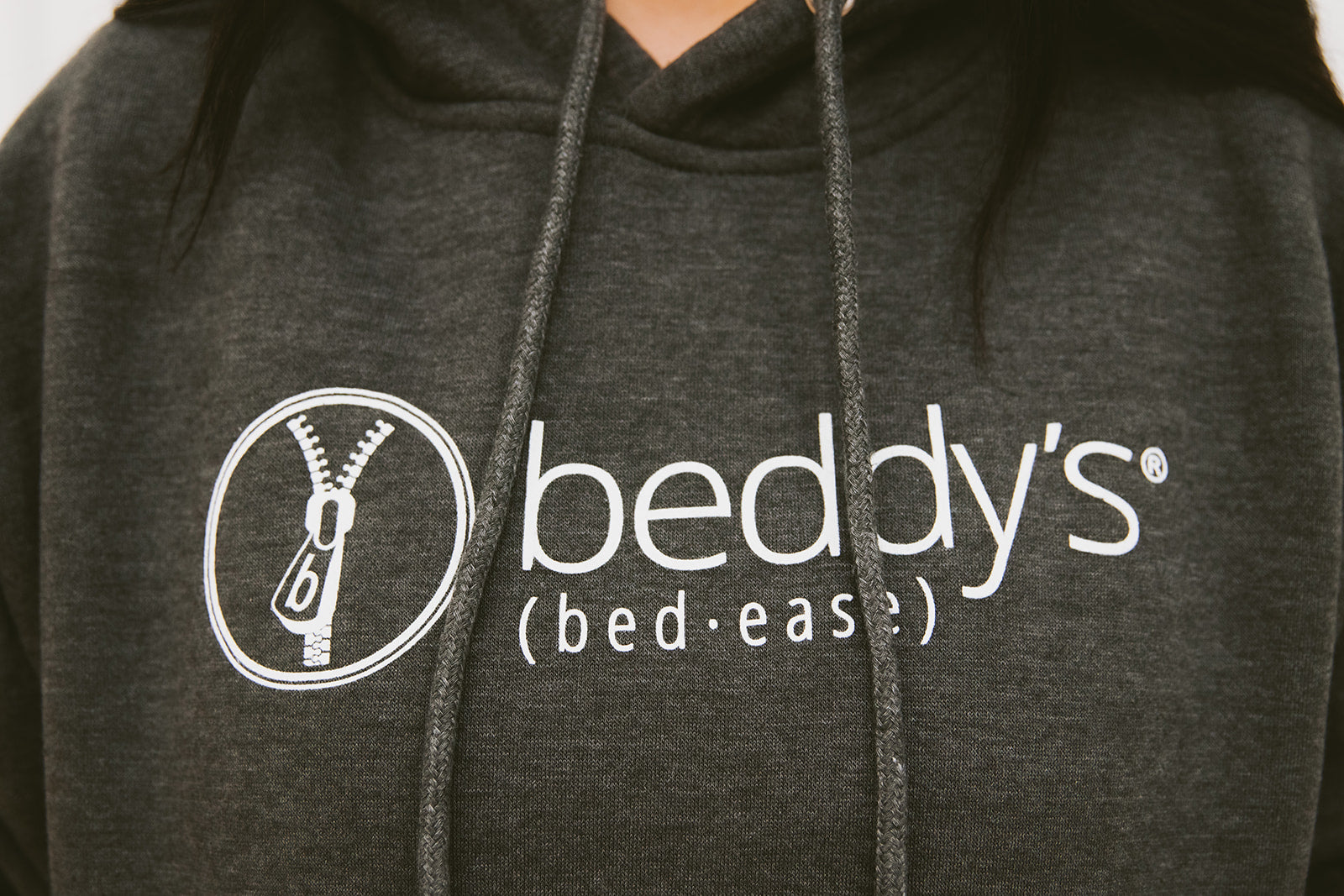 Beddy's New Logo Sweatshirt for Women & Men - Cozy Pullover Hoodie for Casual Wear, Lounge & Street Style | Soft Cotton Blend Sweater with Embroidered Logo