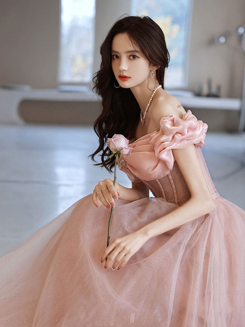 Elegant Pink Sweetheart Neckline Tulle Beaded Long Prom Dress - Formal Evening Gown for Homecoming, Wedding, Ball & Special Occasions