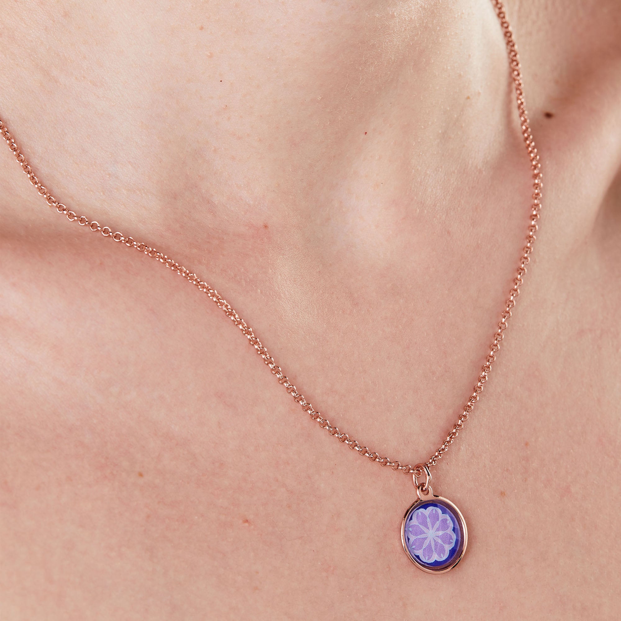 Healing Love Flower Necklace for Women - Elegant Floral Pendant Jewelry Gift for Her - Perfect for Valentine's Day, Anniversary & Romantic Occasions