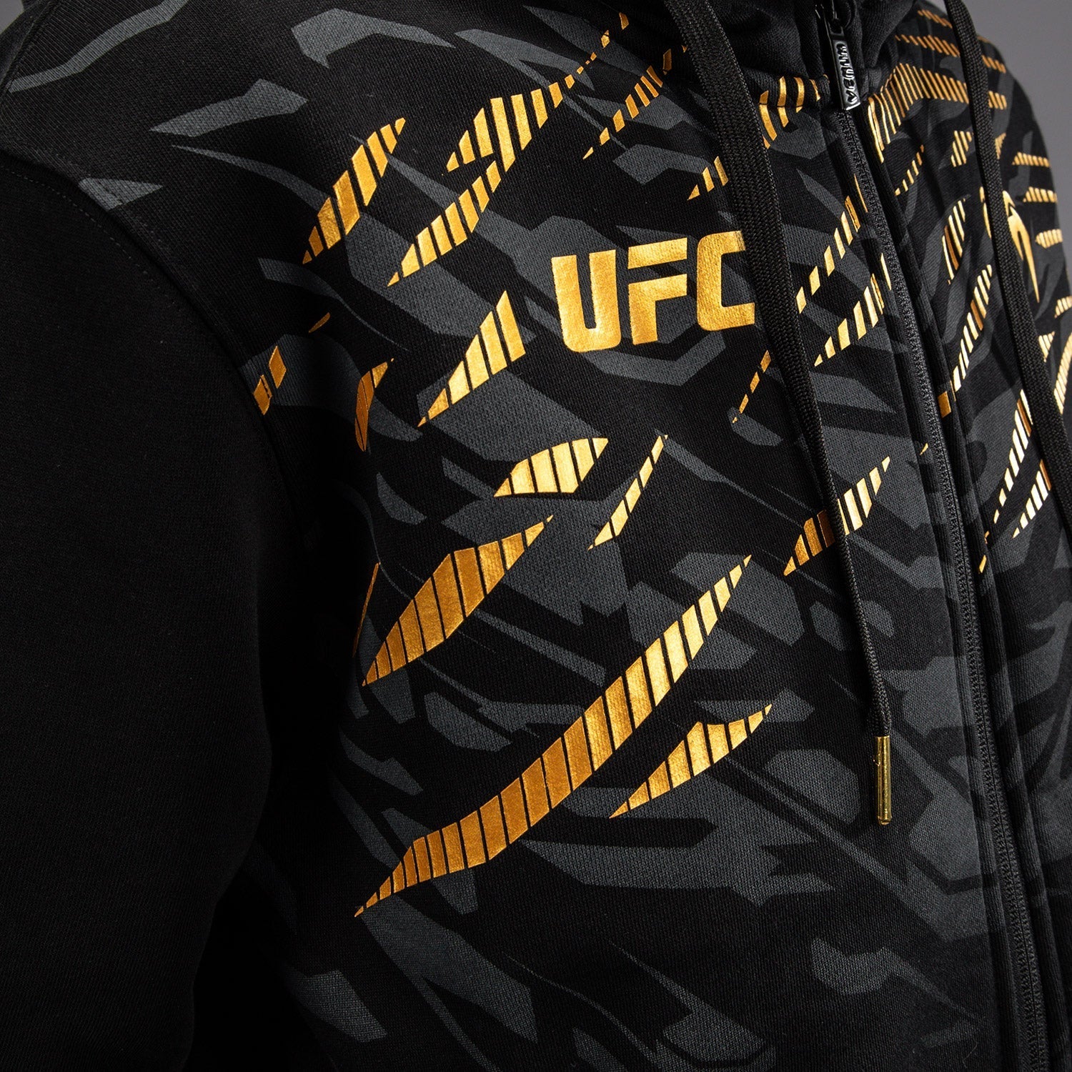 Venum UFC Fusion Women's Replica Zip Hoodie - Official UFC Champion Training & Streetwear Jacket for Fitness, MMA Fans & Casual Outfits