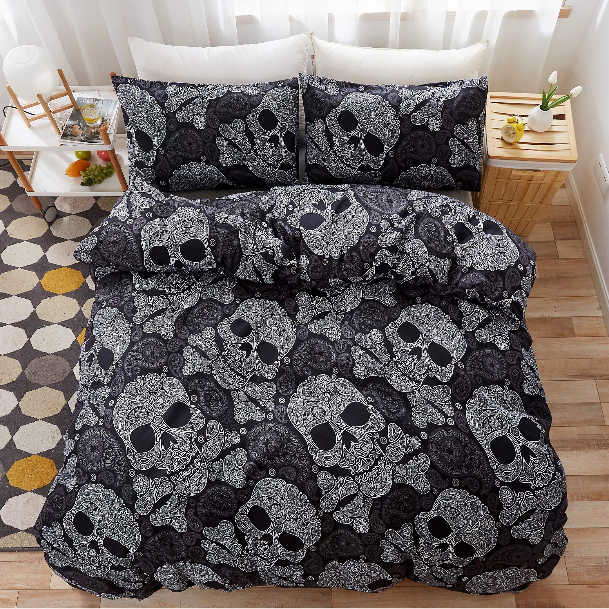 Premium King Size Halloween Duvet Cover Set - Skull Skeleton & Paisley Floral Pattern Luxury Soft Bedding (1 Duvet Cover + 2 Pillowcases) Black - Perfect for Spooky Bedroom Decor & Seasonal Home Styling