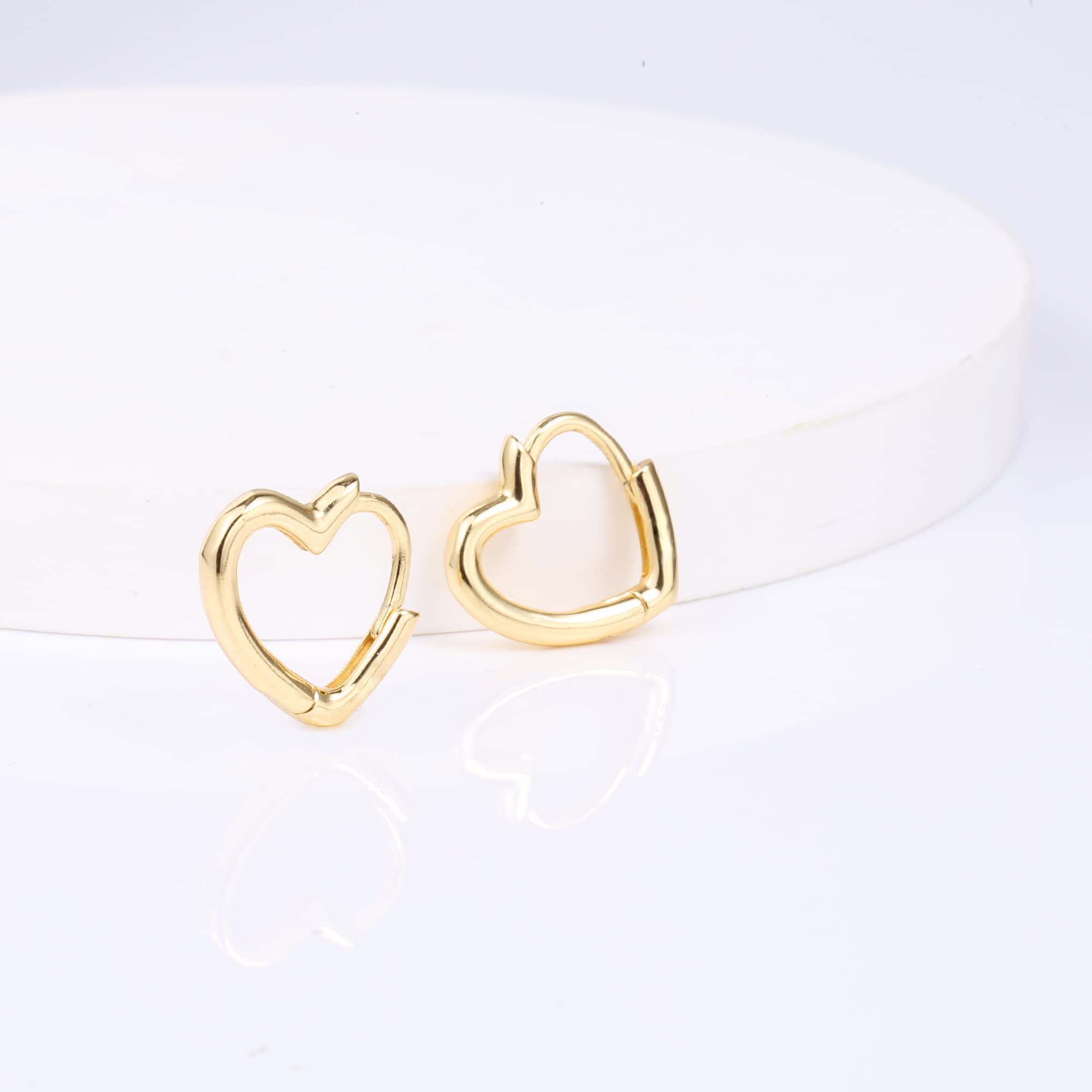 925 Sterling Silver Heart Hoop Earrings for Women & Girls - Hypoallergenic Small Heart Shaped Huggie Hoop Earrings - Cartilage Earrings for Daily Wear, Jewelry Gifts & Special Occasions