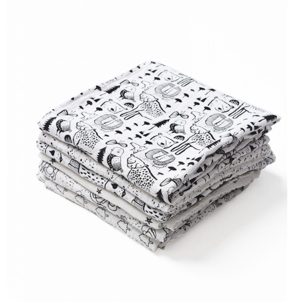 Organic Muslin Swaddle Blanket with Stars - Soft Baby Swaddle Wrap for Newborns & Infants - Perfect for Nursery, Swaddling, and Photo Shoots