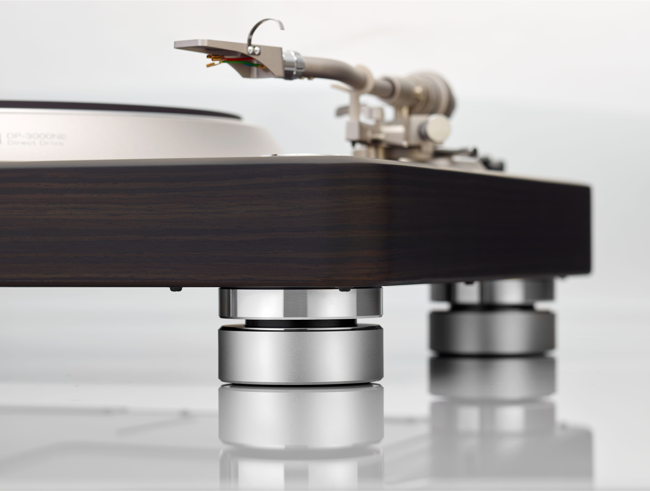 Denon DP-3000NE Premium Direct Drive Hi-Fi Turntable with Pre-Installed Phono Cartridge - High-End Vinyl Record Player for Audiophiles & Home Entertainment Systems