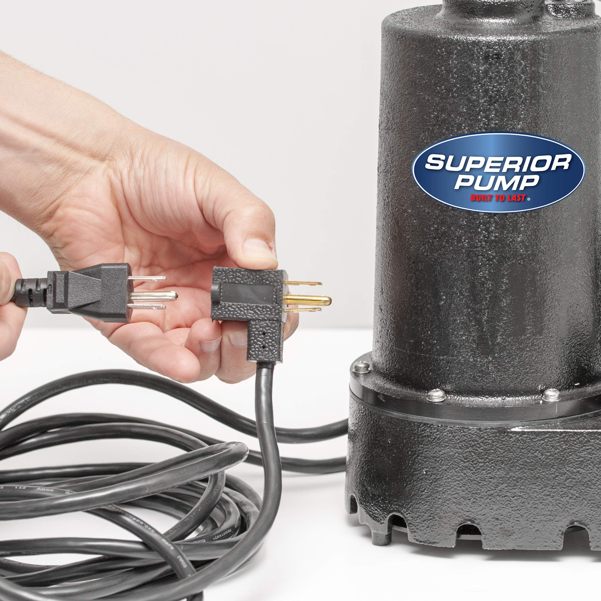 Superior Pump 92511 1/2 HP Cast Iron Submersible Sump Pump with Vertical Float Switch - Heavy Duty Water Removal for Basements, Crawl Spaces & Flood Prevention