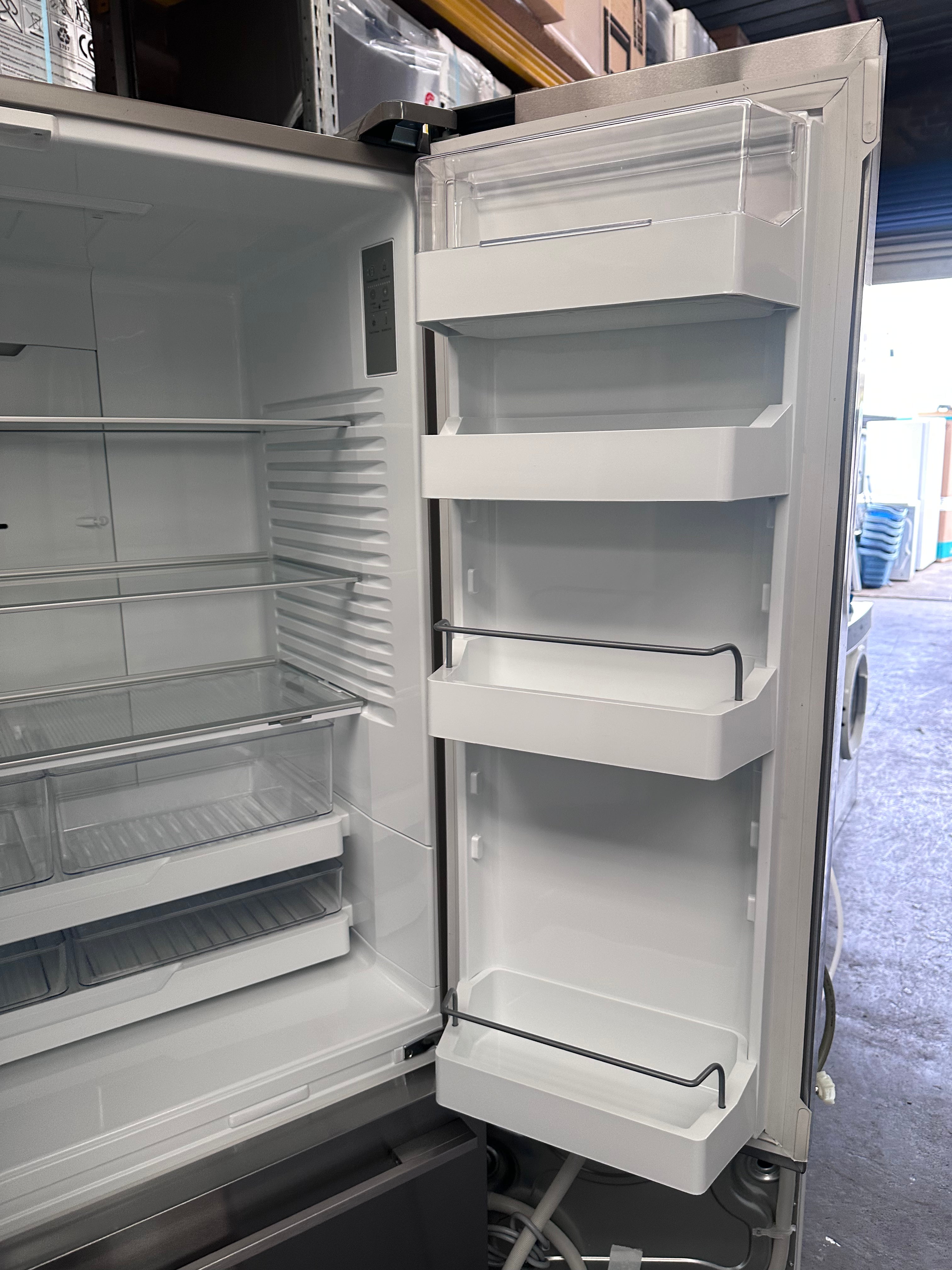 Fisher & Paykel RF610ADX5 569L French Door Refrigerator - Stainless Steel (Factory Second) | Energy Efficient Large Capacity Fridge for Modern Kitchen & Open Plan Living