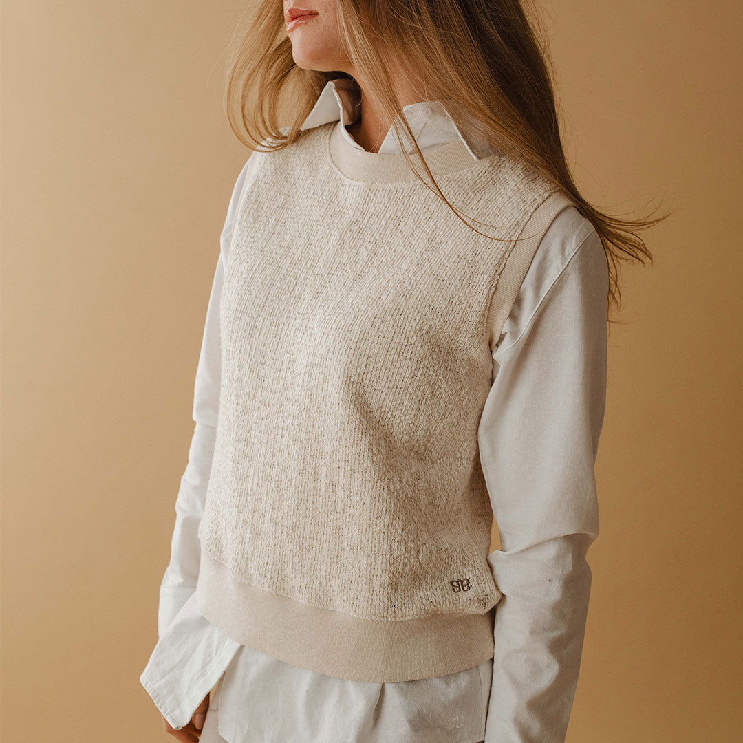 Cozy Cottage Knit Sweater Vest for Women - Soft Chunky Cable Knit Cardigan - Perfect for Fall & Winter Layering, Coffee Dates & Cozy Nights
