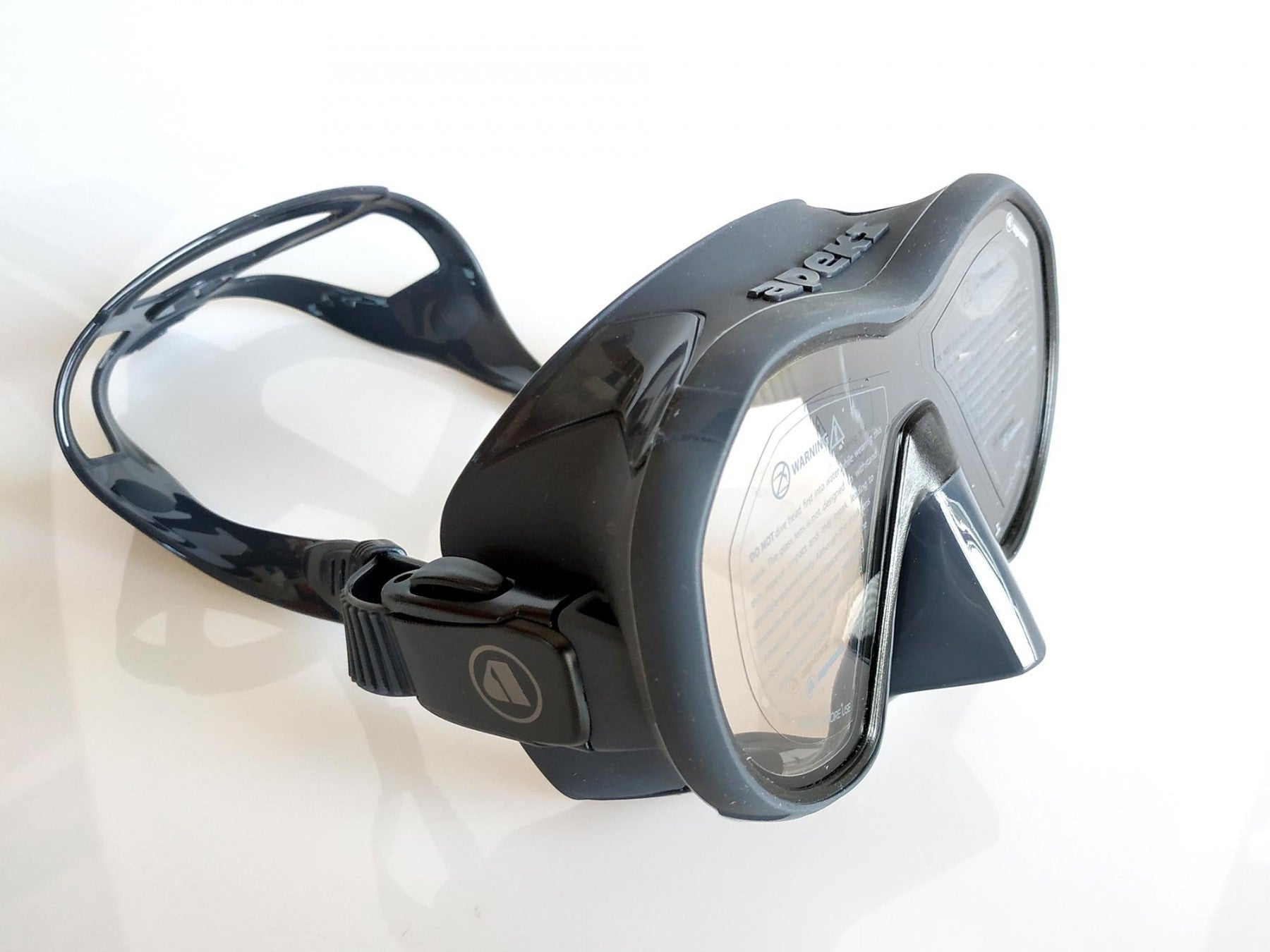 Apeks VX1 Scuba Diving Mask - Premium Snorkeling & Freediving Gear for Underwater Adventures