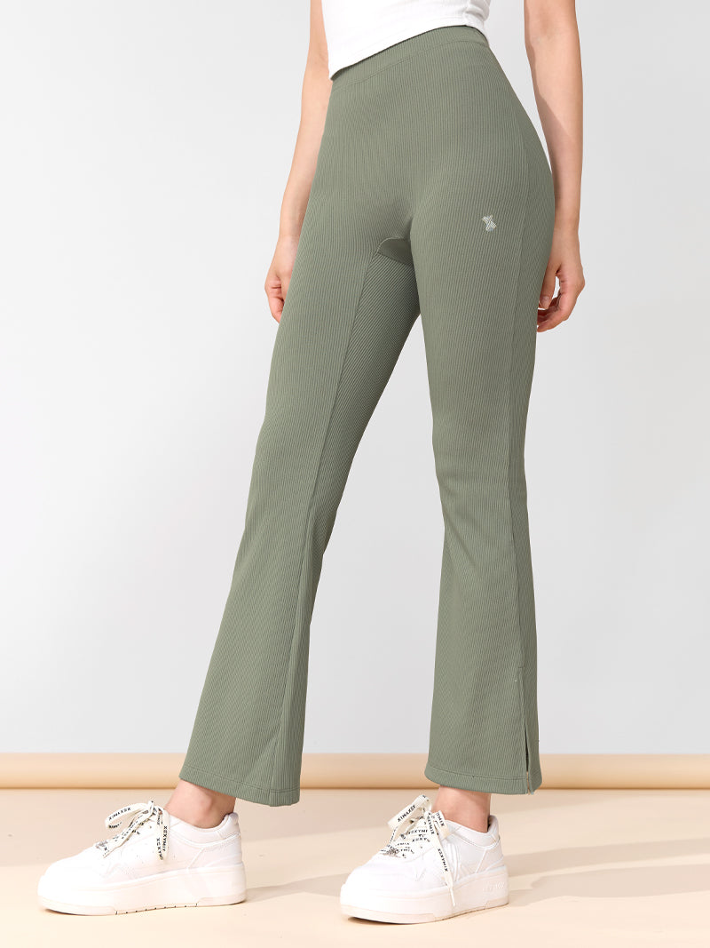 Ribbed High-Waist Bootcut Pants with Side Slits - Stretchy Flared Trousers for Women | Perfect for Casual Outfits, Office Wear & Night Out