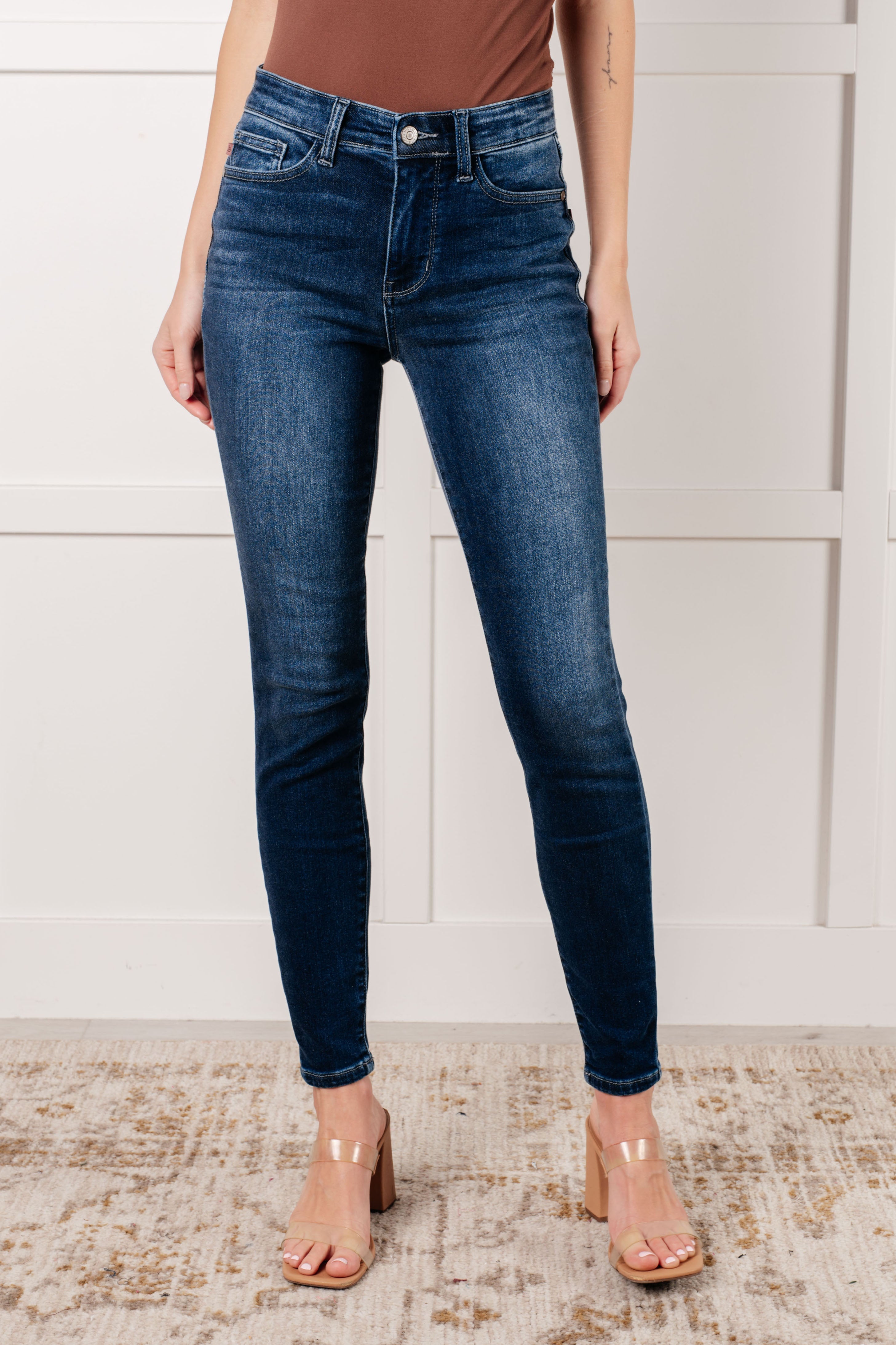 Skylar Mid Rise Thermal Vintage Skinny Jeans for Women - Cozy Winter Stretch Denim Pants - Perfect for Casual Outfits & Cold Weather Fashion