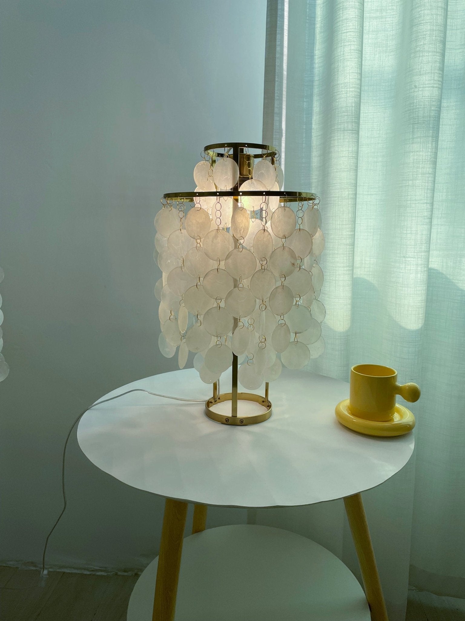 Modern Round Shell Table Lamp - Stylish Bedside & Living Room Lighting for Home Decor | Perfect for Bedroom, Office & Reading Nook