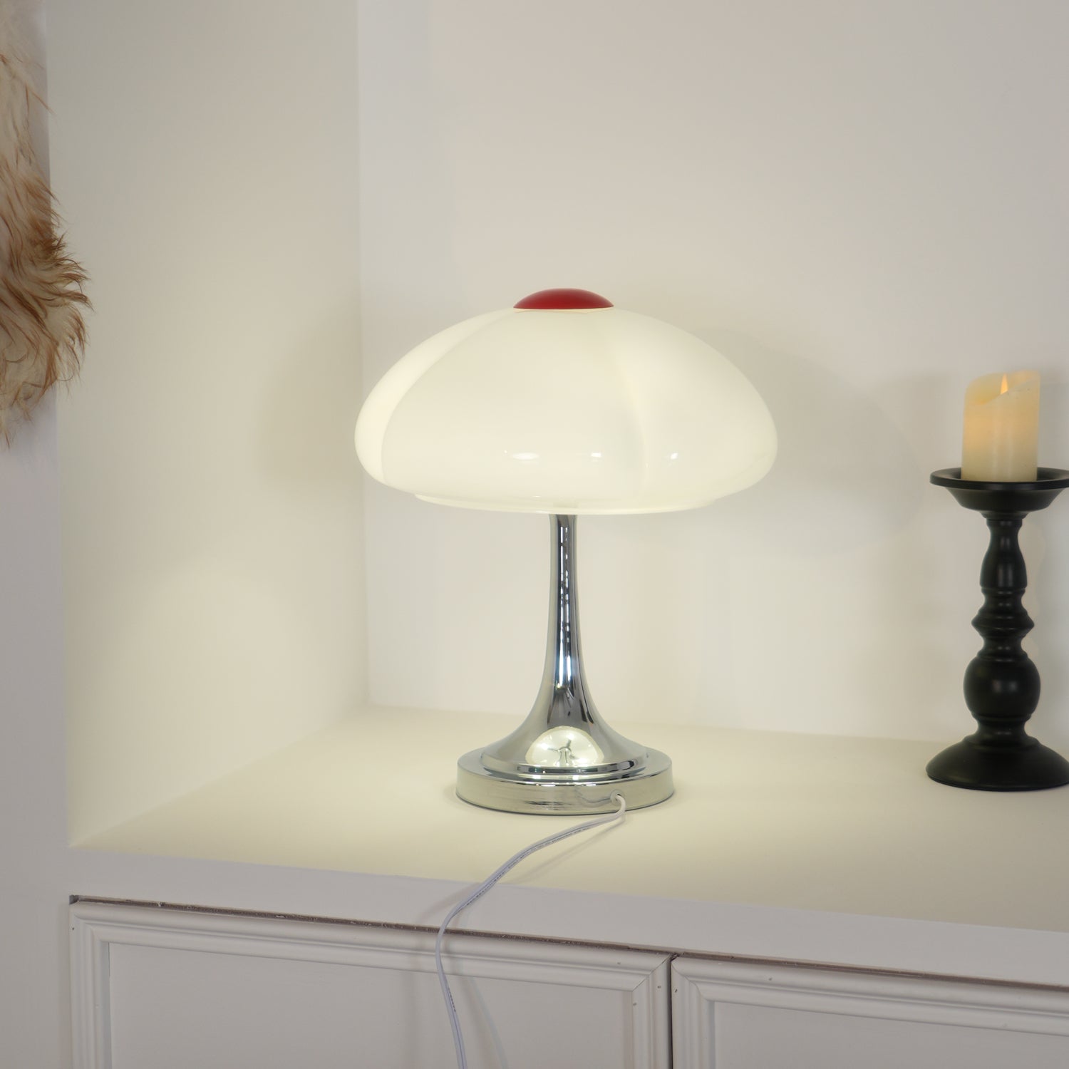 Elegant Flower Petal Table Lamp - Modern Bedside Night Light for Bedroom, Living Room & Office Decor - Soft Ambient Lighting for Relaxation & Reading